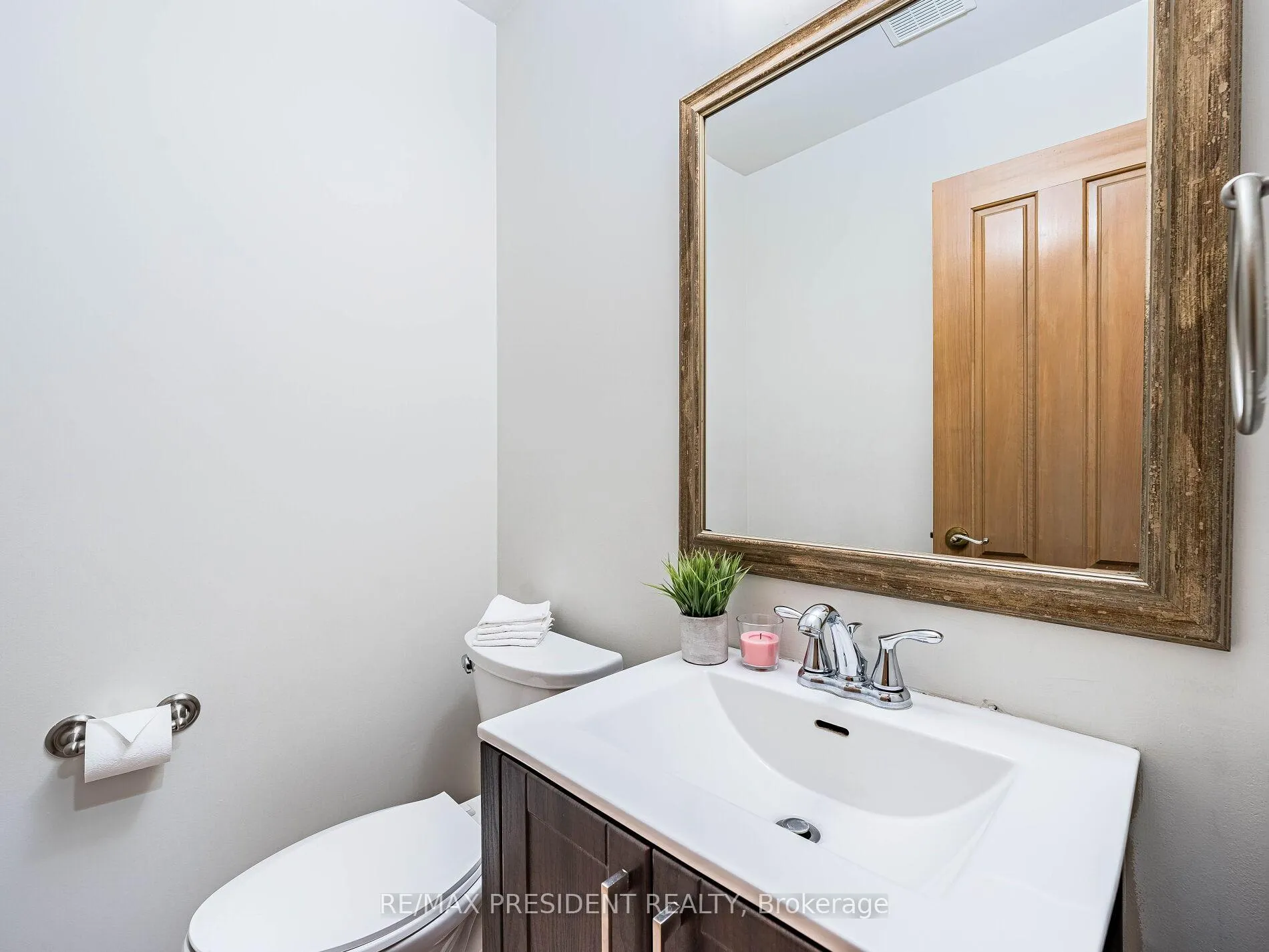 Photo 21 of 45 Grasett Crescent, Barrie, West Bayfield — HOMEH