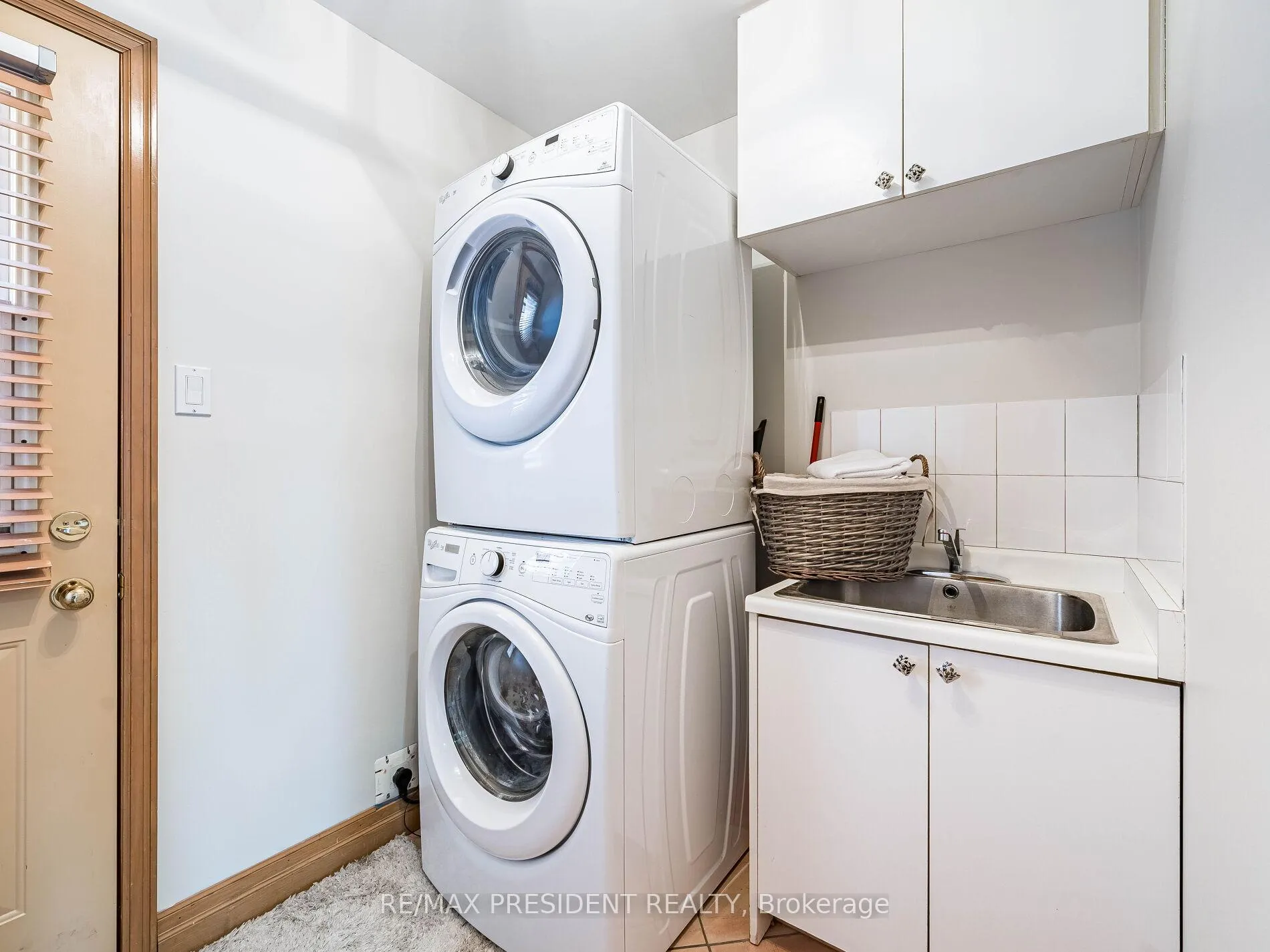 Photo 22 of 45 Grasett Crescent, Barrie, West Bayfield — HOMEH