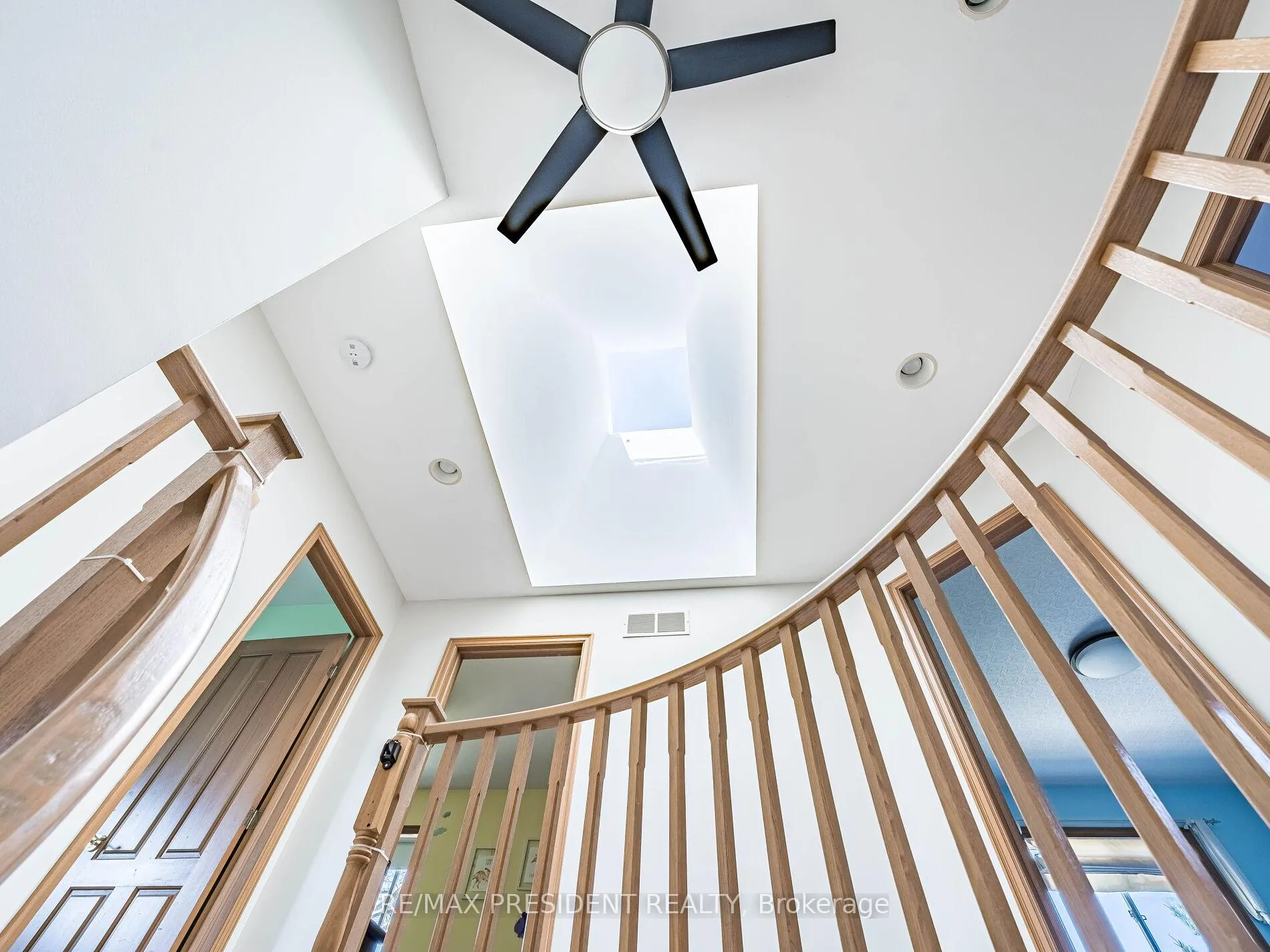Photo 25 of 45 Grasett Crescent, Barrie, West Bayfield — HOMEH