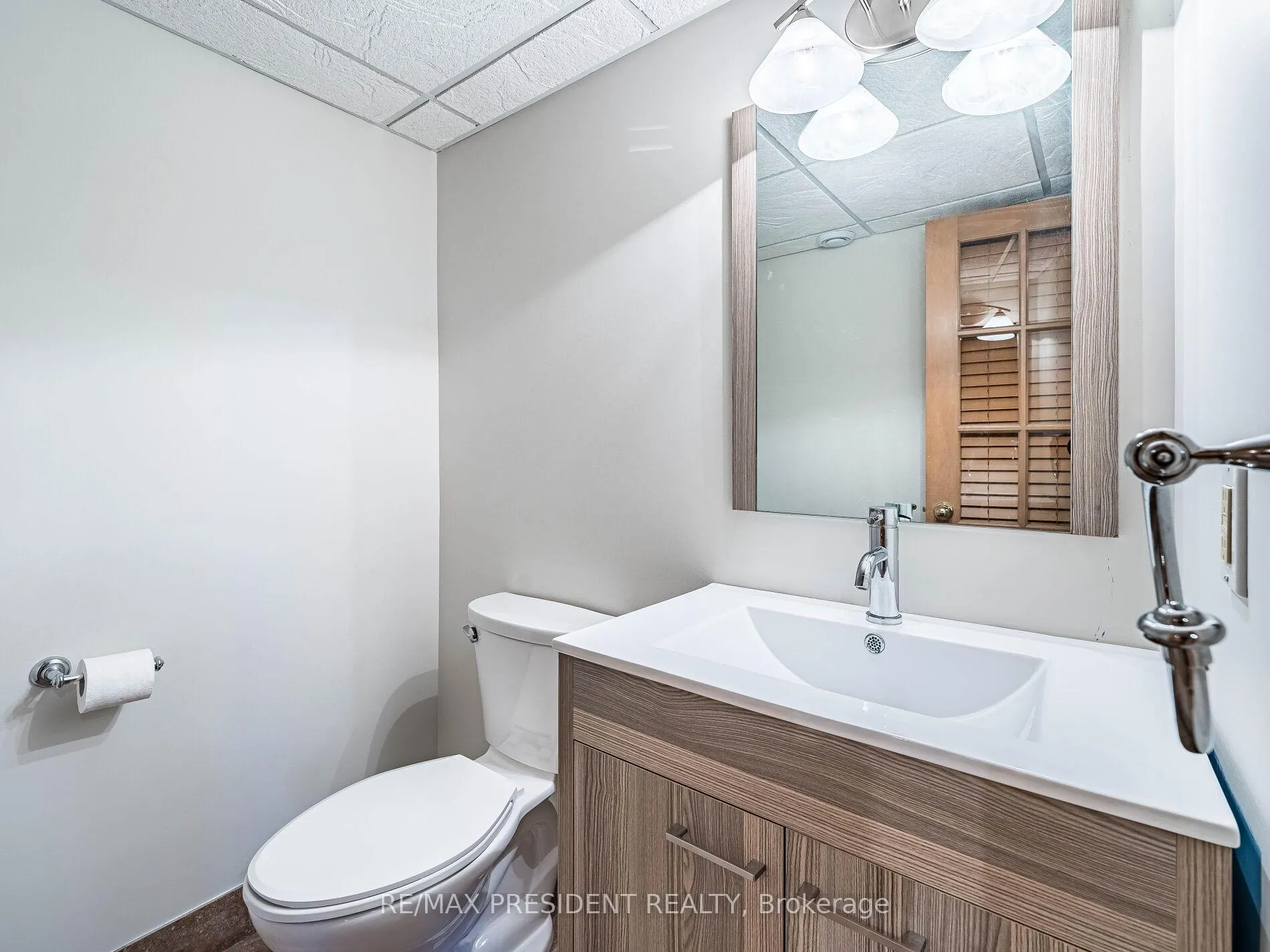Photo 42 of 45 Grasett Crescent, Barrie, West Bayfield — HOMEH