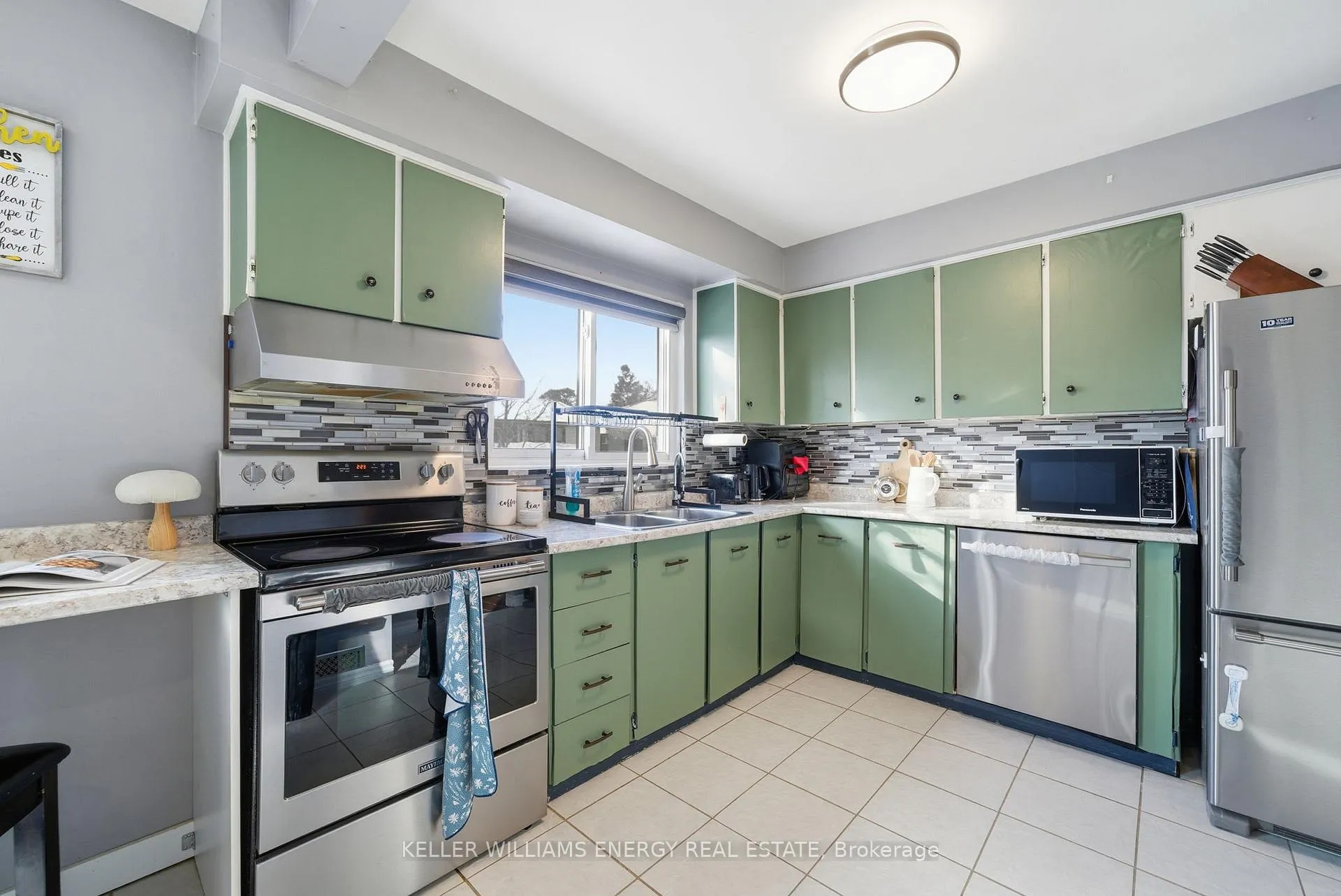 Photo 4 of Unit W28, 220 Ormond Drive, Oshawa, Samac — HOMEH
