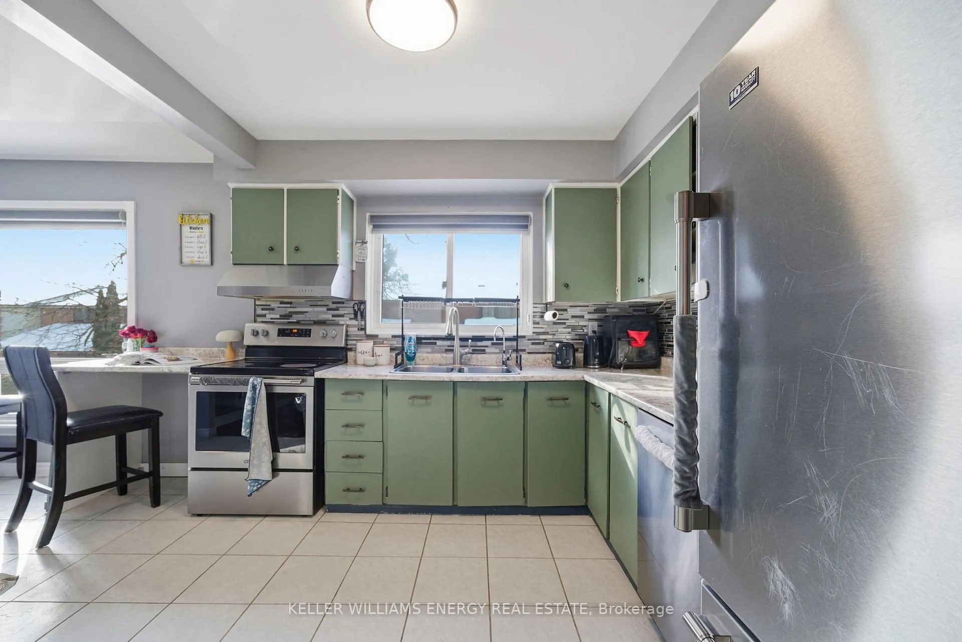 Photo 5 of Unit W28, 220 Ormond Drive, Oshawa, Samac — HOMEH