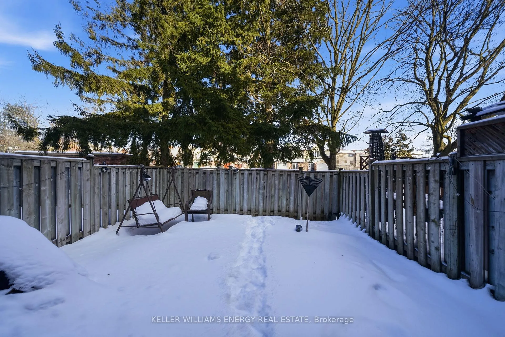 Photo 37 of Unit W28, 220 Ormond Drive, Oshawa, Samac — HOMEH