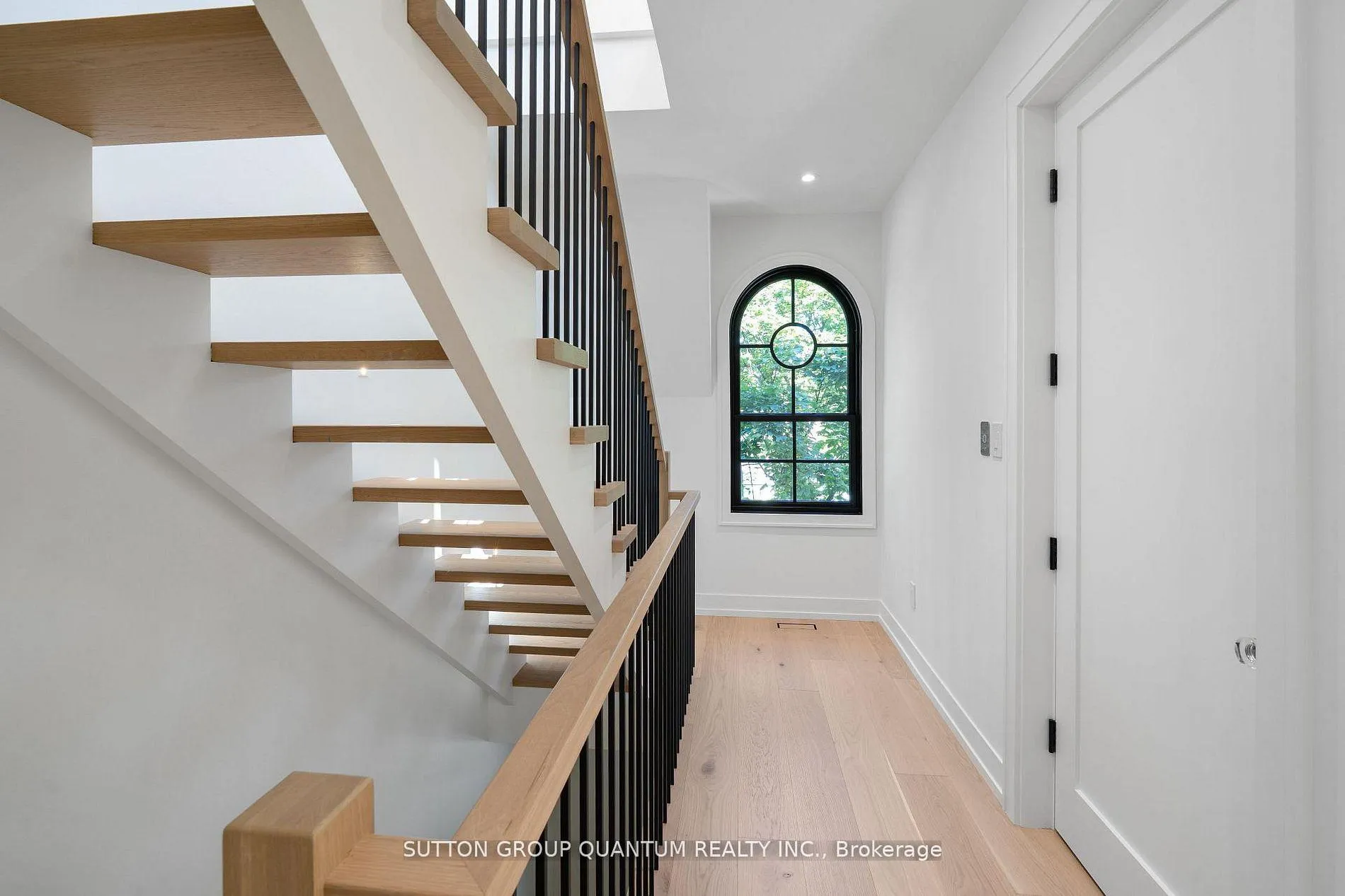Photo 13 of 78 Trafalgar Road, Oakville, Old Oakville — HOMEH