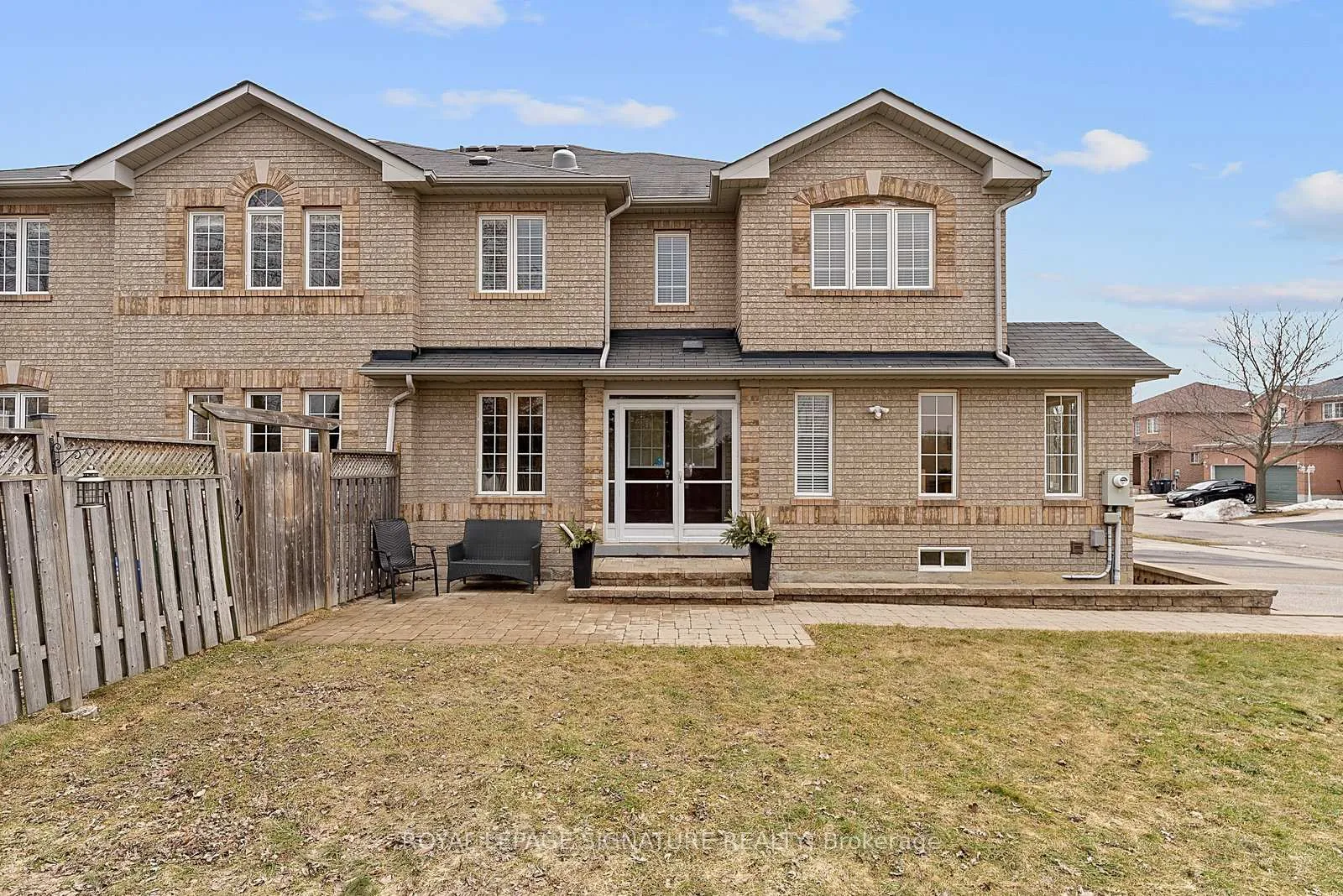 Photo 3 of 46 Baha Crescent, Brampton, Fletcher's Meadow — HOMEH