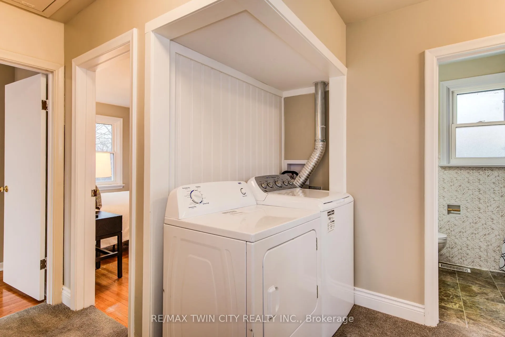Photo 30 of 483 Ephraim Street, Waterloo — HOMEH