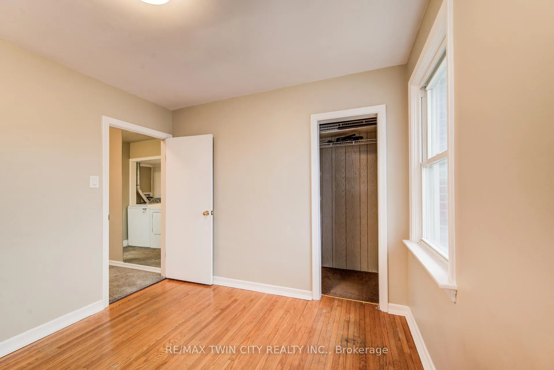 Photo 32 of 483 Ephraim Street, Waterloo — HOMEH