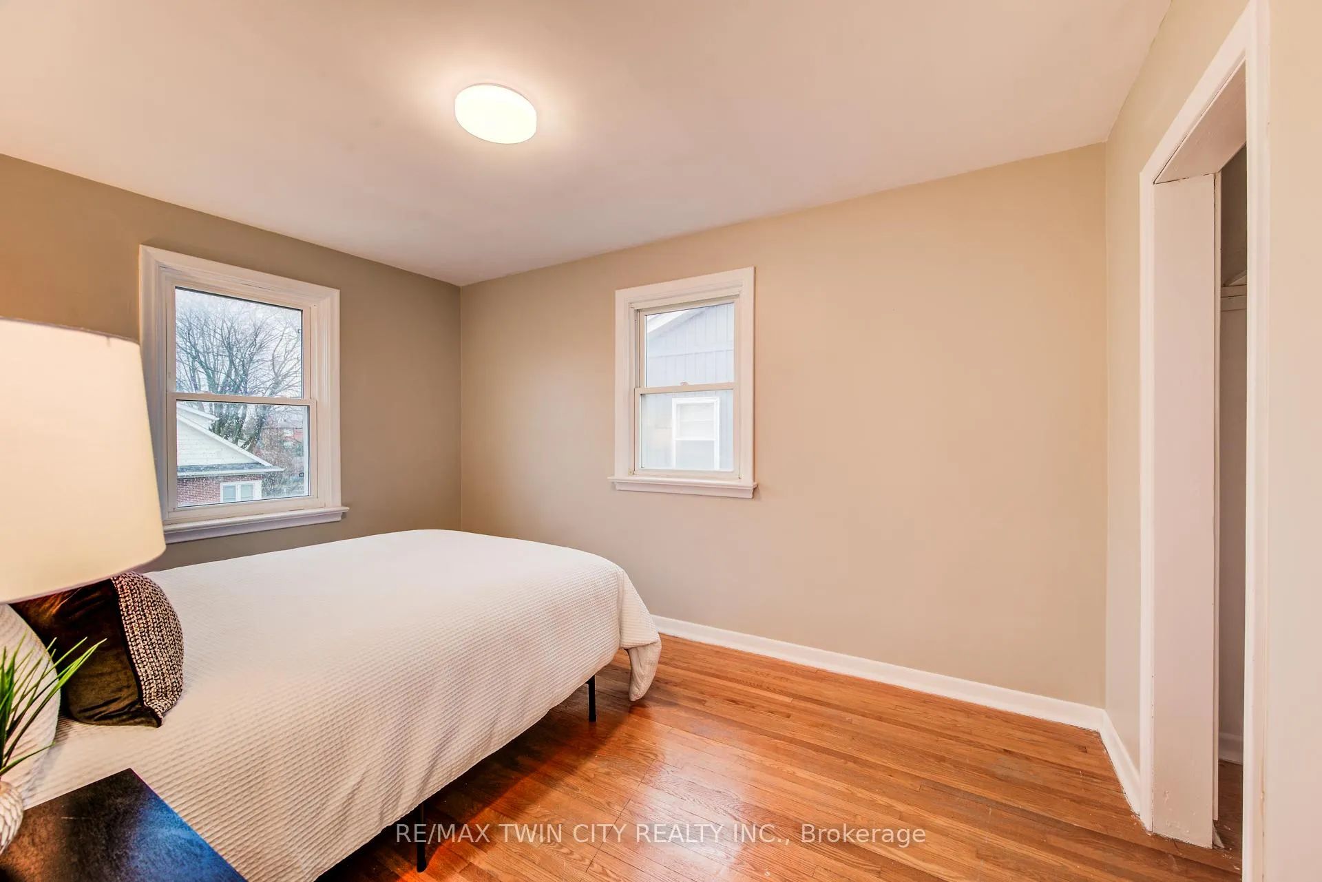 Photo 33 of 483 Ephraim Street, Waterloo — HOMEH