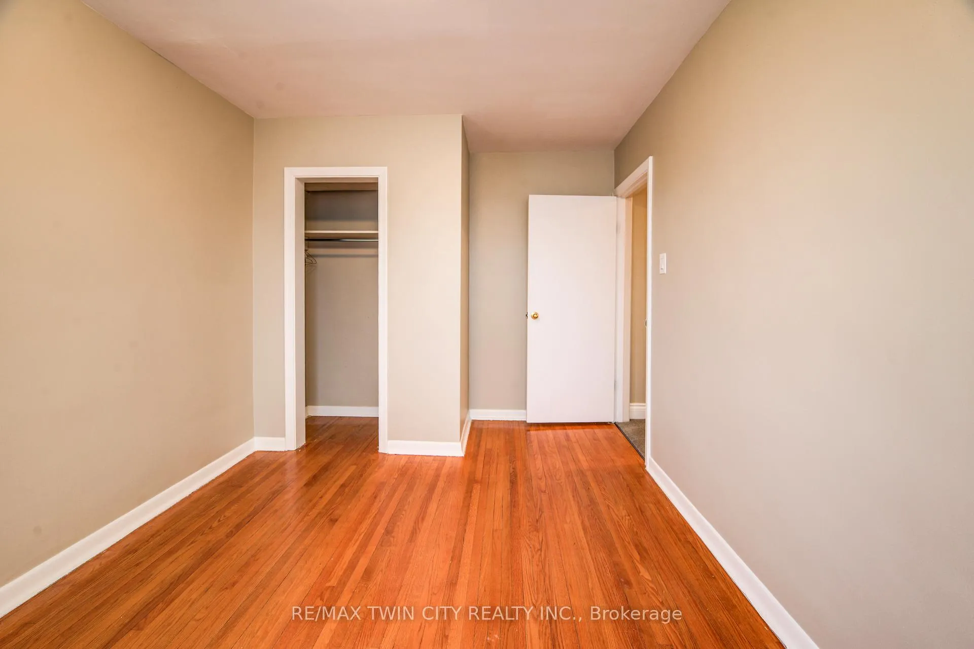 Photo 36 of 483 Ephraim Street, Waterloo — HOMEH