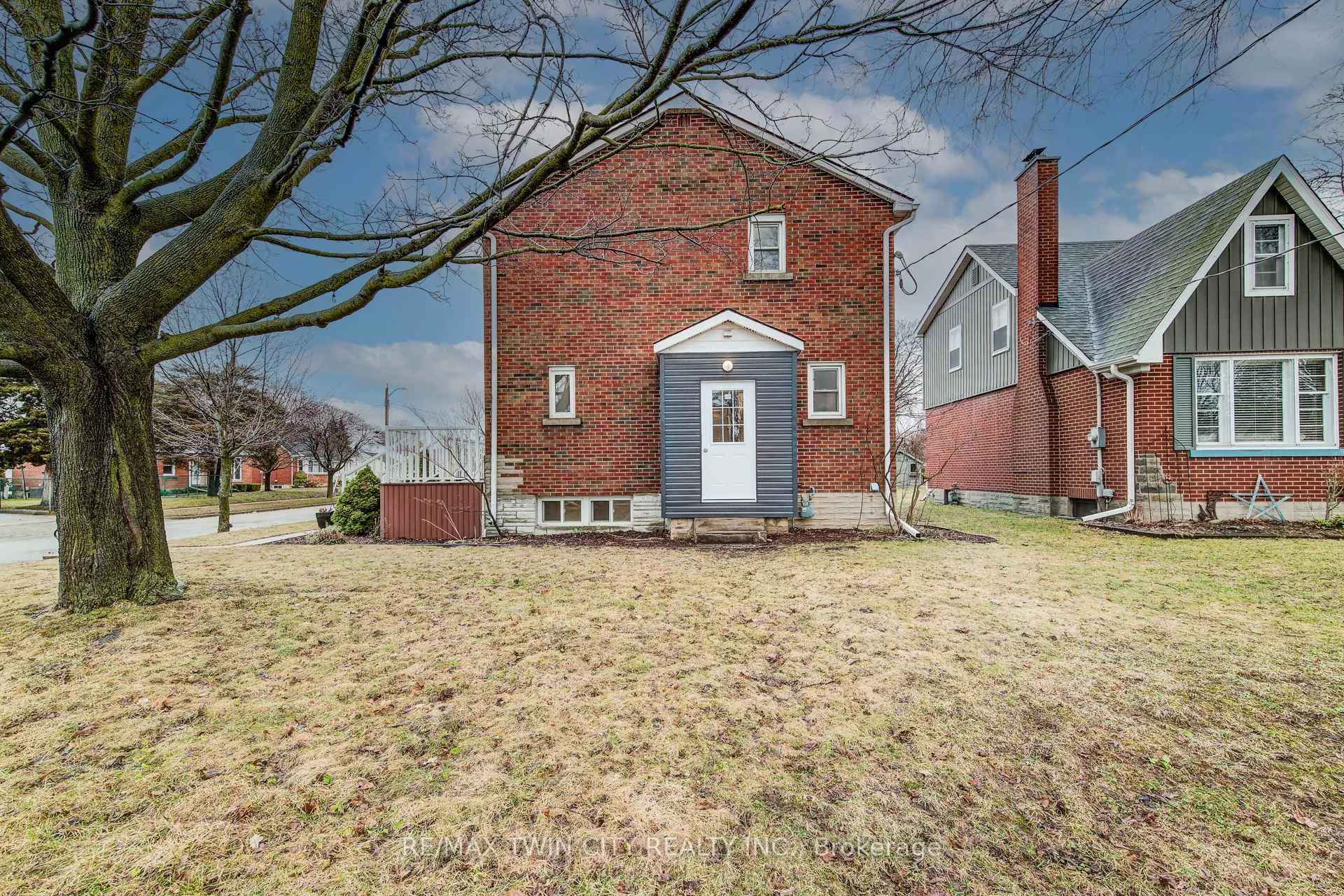 Photo 42 of 483 Ephraim Street, Waterloo — HOMEH
