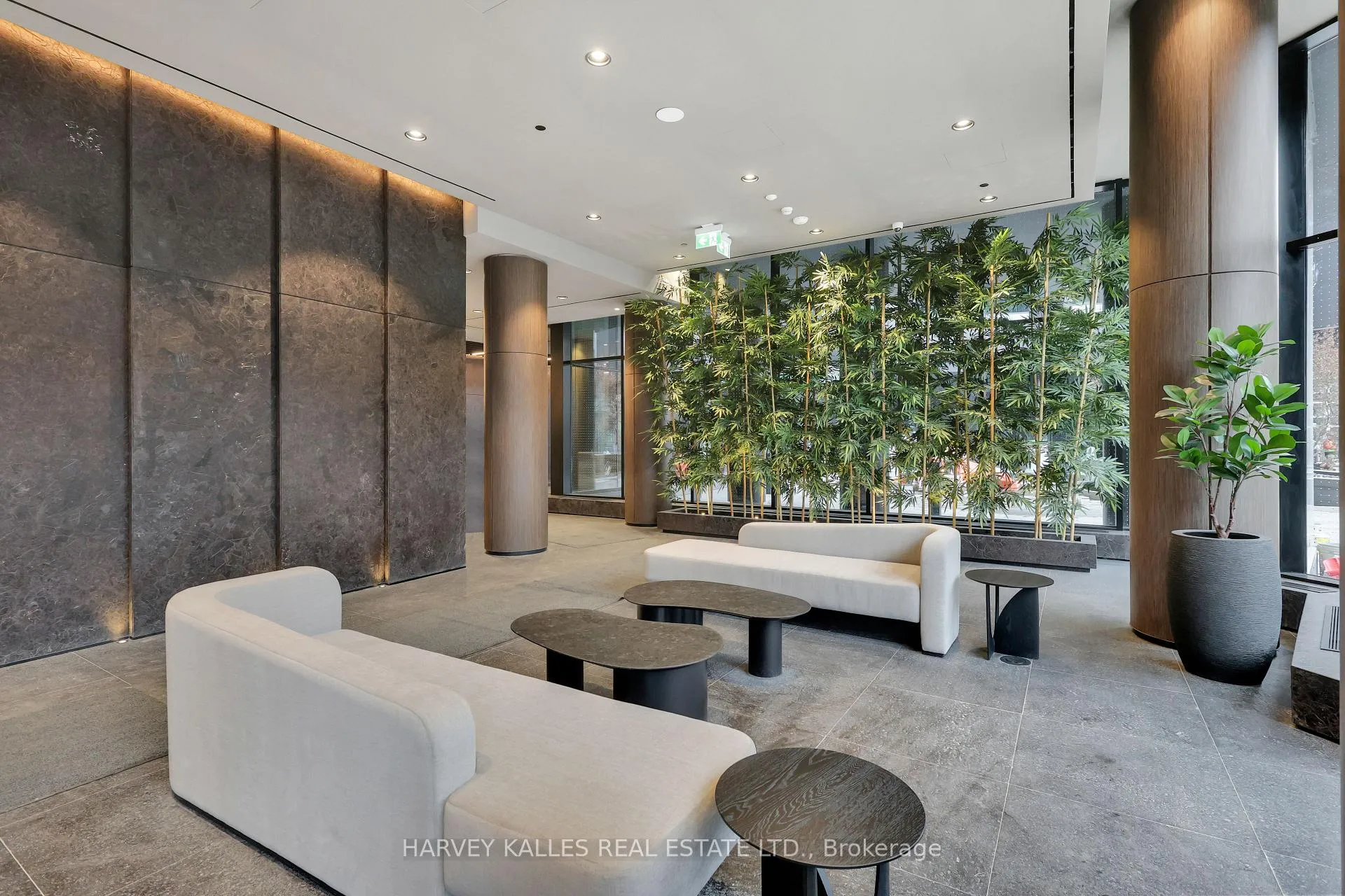 Photo 2 of Unit 2811S, 110 Broadway Avenue, Toronto, Mount Pleasant West — HOMEH
