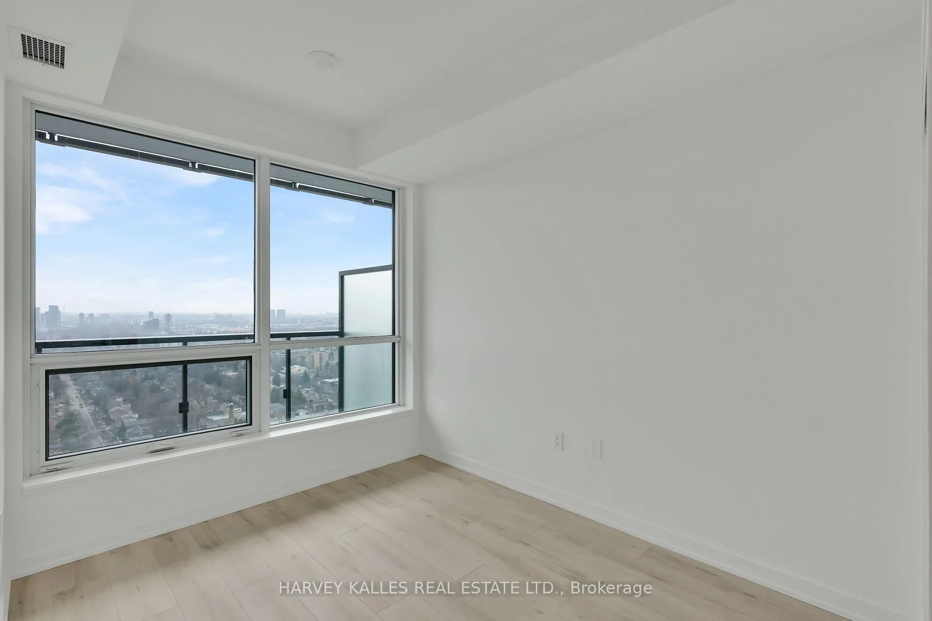 Photo 10 of Unit 2811S, 110 Broadway Avenue, Toronto, Mount Pleasant West — HOMEH
