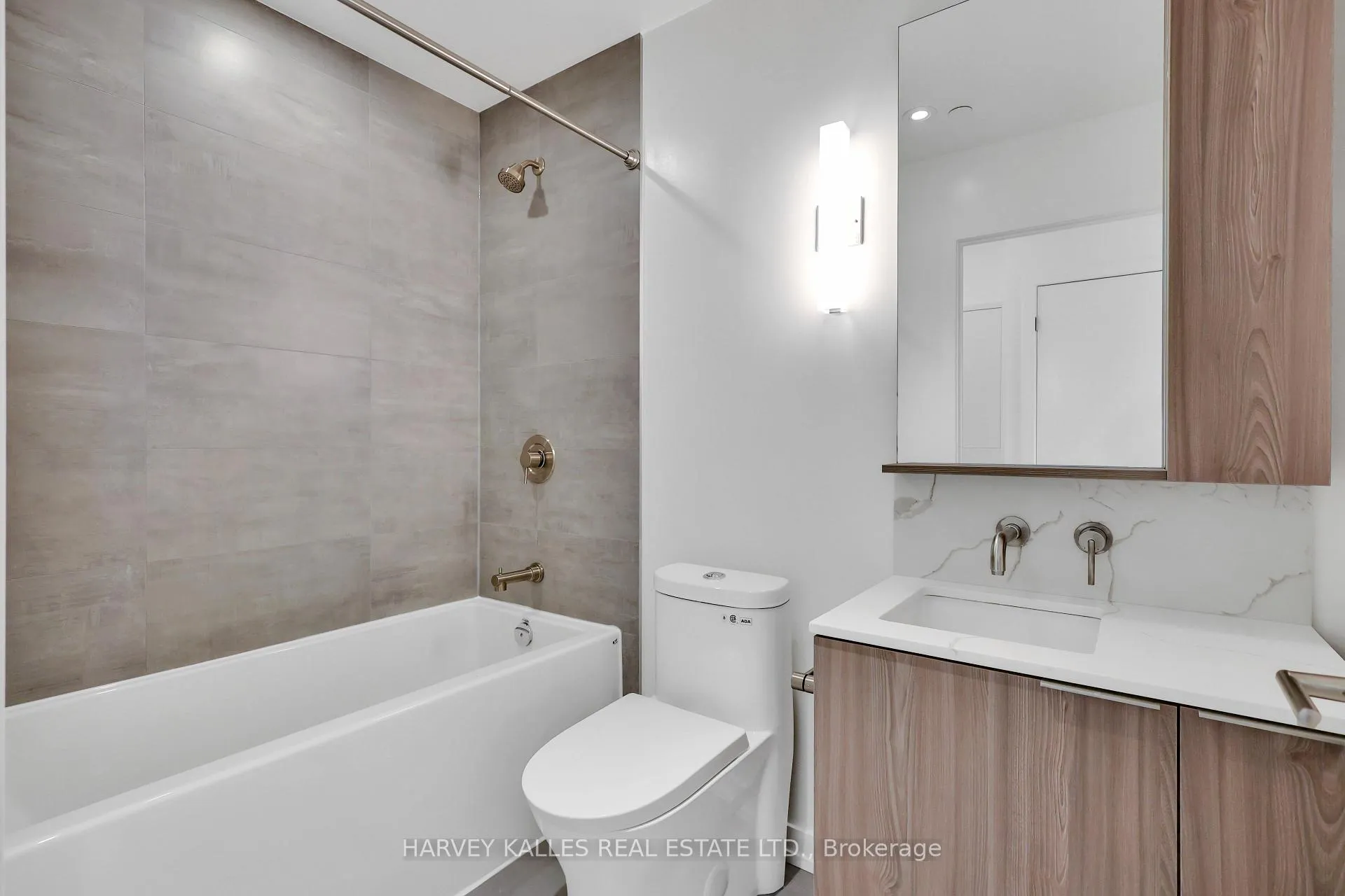 Photo 17 of Unit 2811S, 110 Broadway Avenue, Toronto, Mount Pleasant West — HOMEH