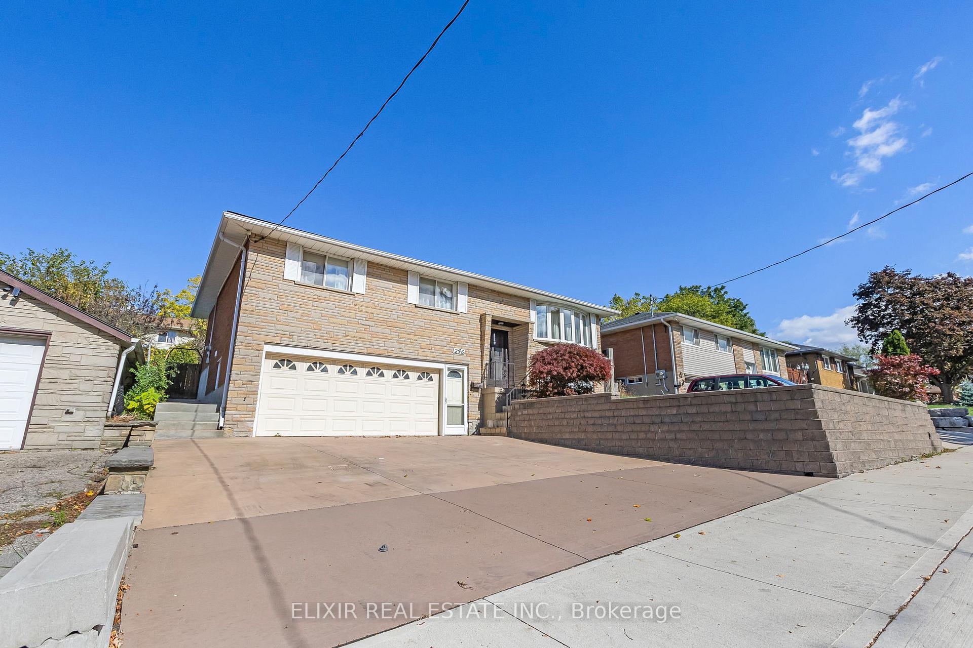 Photo 2 of 246 Thaler Avenue, Kitchener — HOMEH