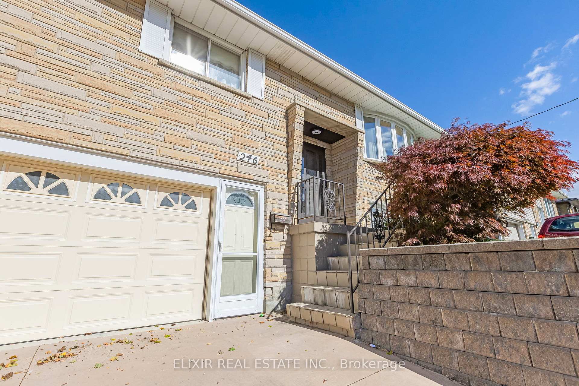 Photo 3 of 246 Thaler Avenue, Kitchener — HOMEH