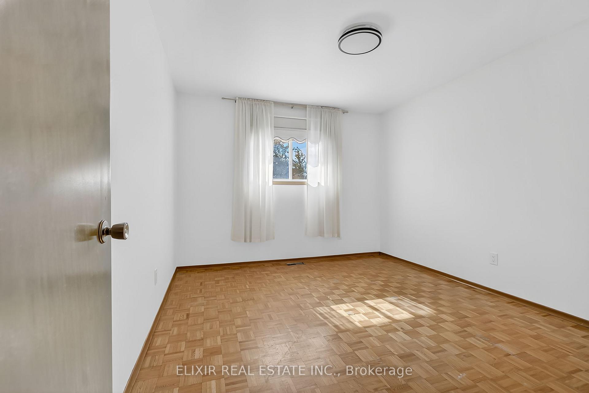 Photo 16 of 246 Thaler Avenue, Kitchener — HOMEH