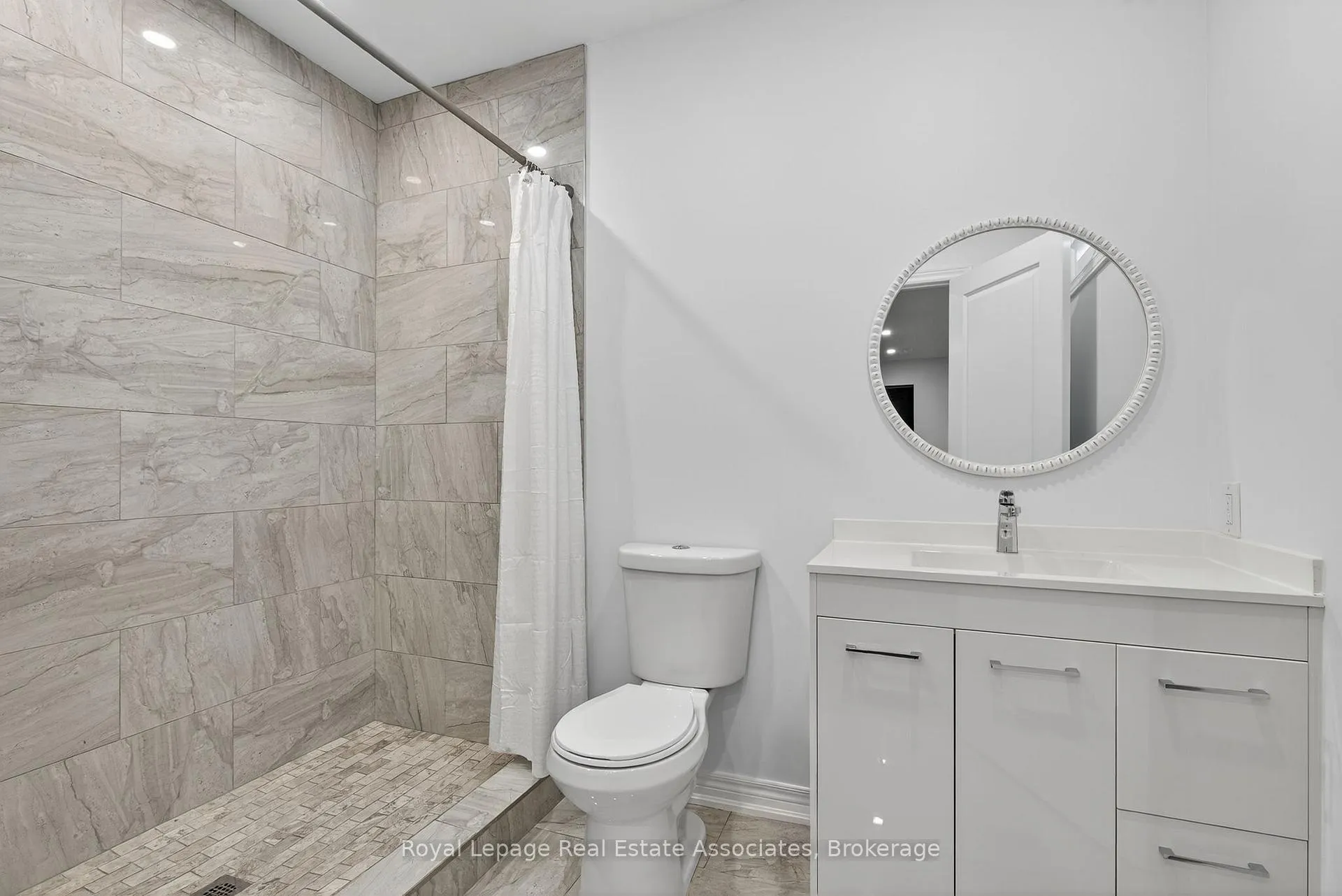 Photo 28 of 113 Sutcliffe Way, New Tecumseth, Rural New Tecumseth — HOMEH