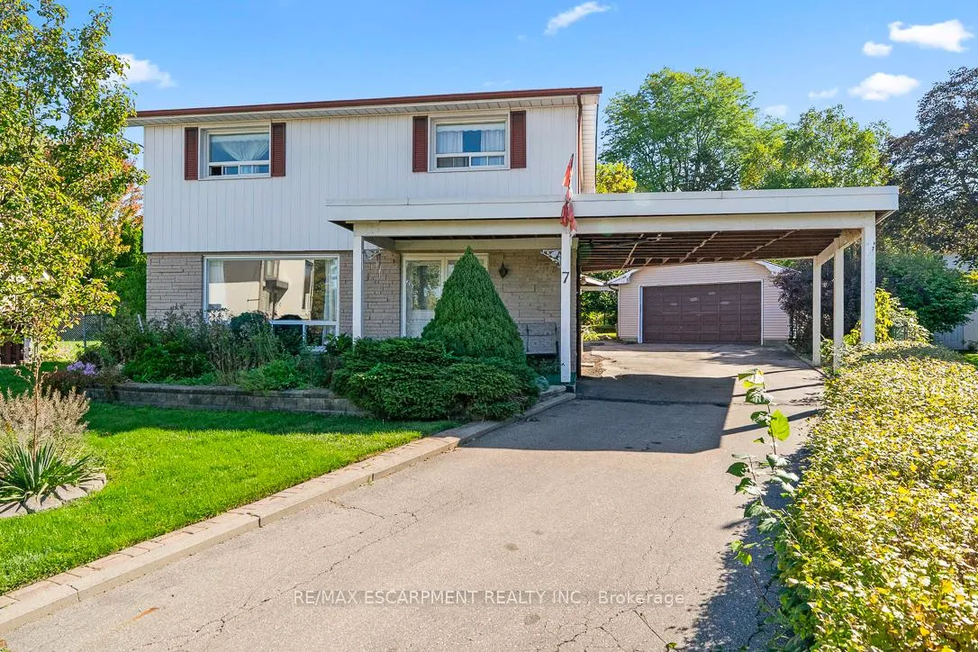 Photo 1 of 7 Delverton Place, North York, Don Valley Village — HOMEH