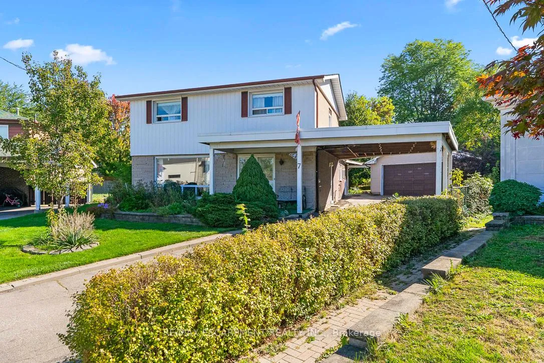 Photo 3 of 7 Delverton Place, North York, Don Valley Village — HOMEH
