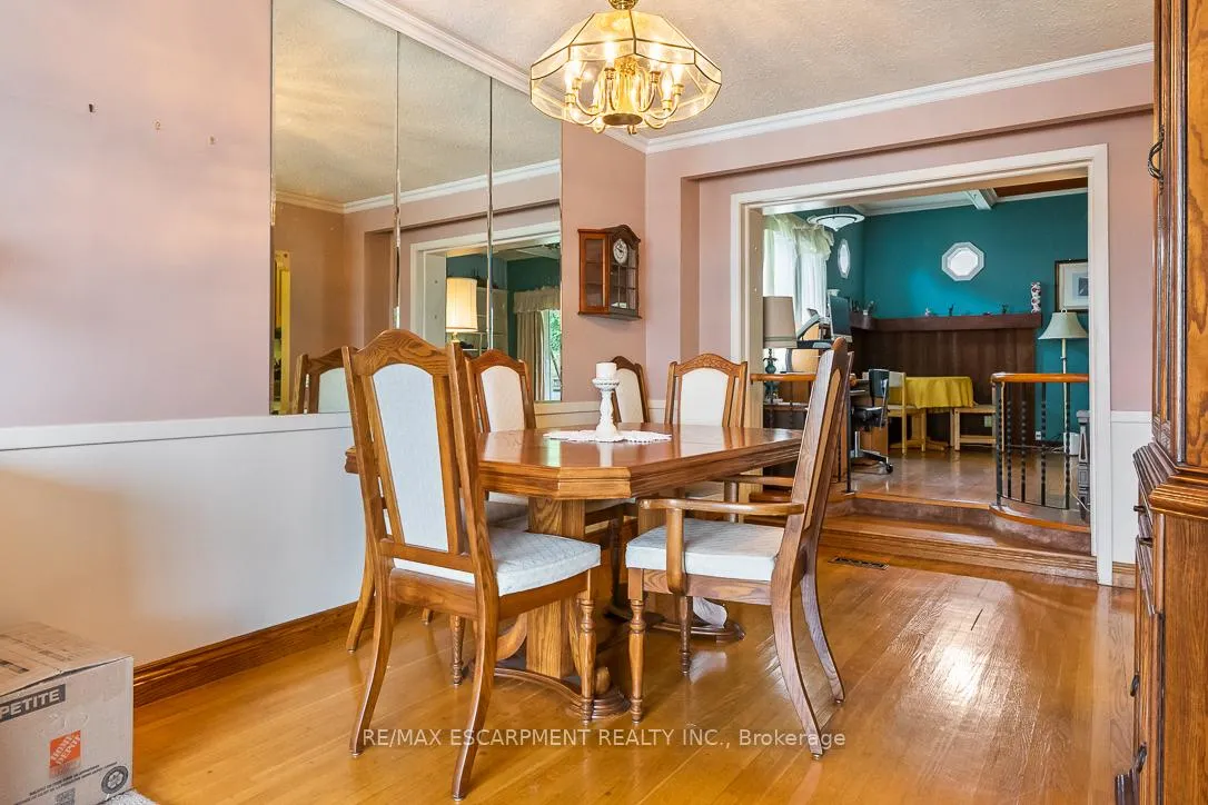 Photo 12 of 7 Delverton Place, North York, Don Valley Village — HOMEH