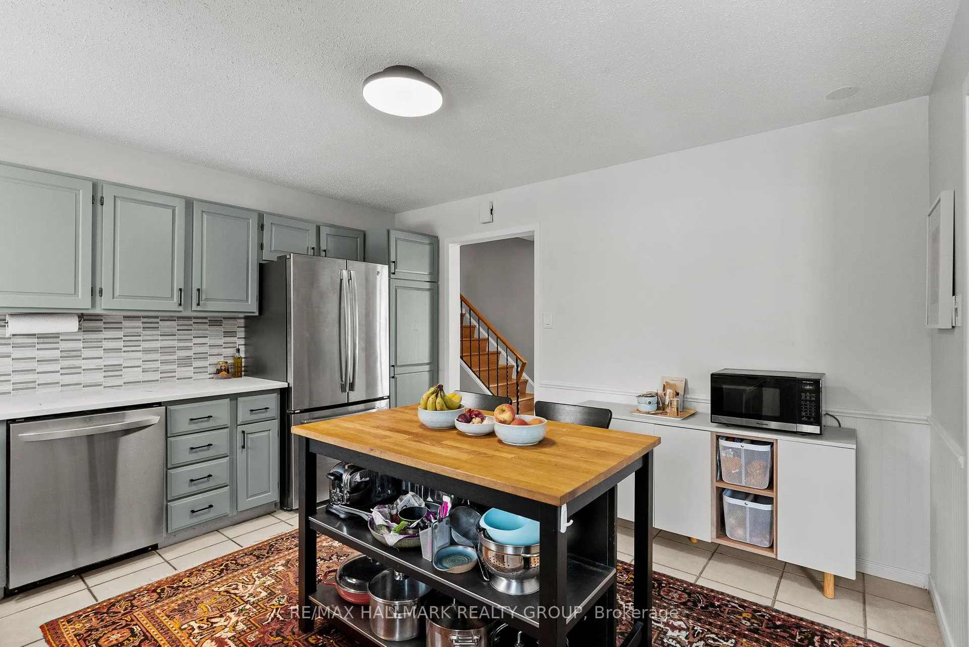 Photo 8 of 34 Nanook Crescent, Ottawa, Kanata - Katimavik — HOMEH