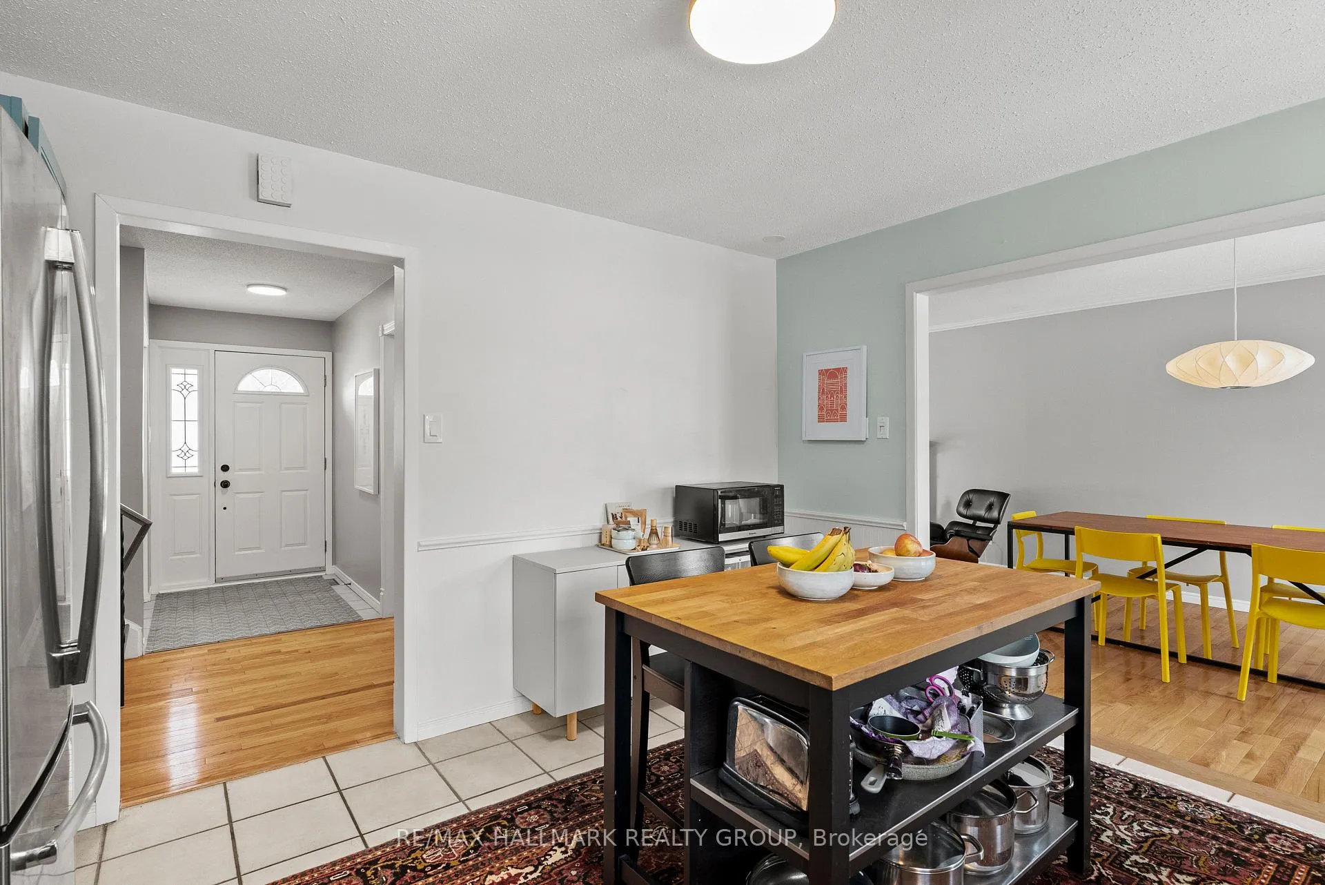 Photo 9 of 34 Nanook Crescent, Ottawa, Kanata - Katimavik — HOMEH