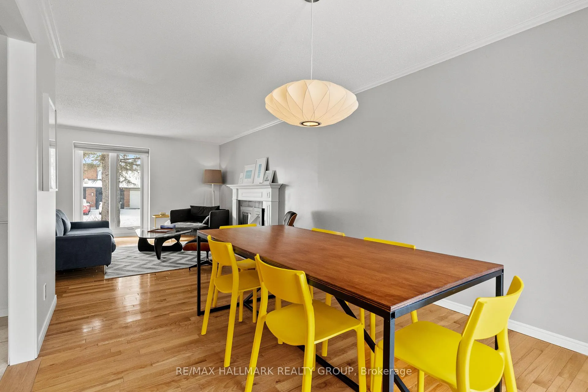 Photo 11 of 34 Nanook Crescent, Ottawa, Kanata - Katimavik — HOMEH