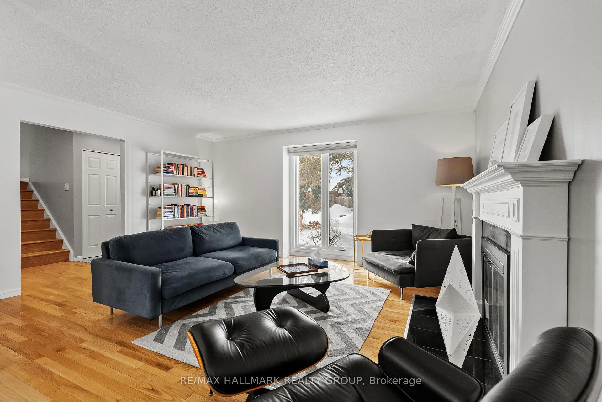 Photo 13 of 34 Nanook Crescent, Ottawa, Kanata - Katimavik — HOMEH