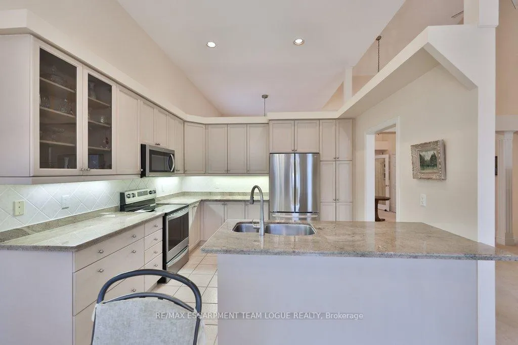 Photo 12 of 2213 Snead Road, Burlington, Rose — HOMEH