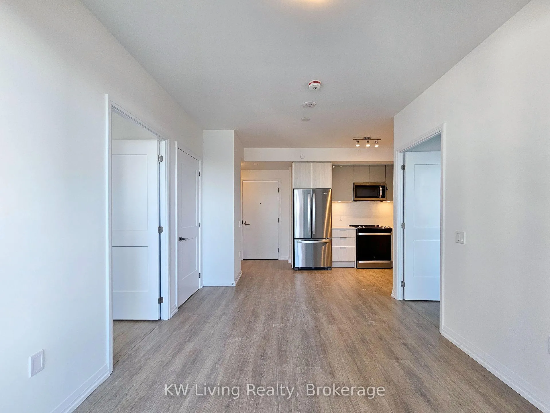 Photo 10 of Unit 2201, 25 Holly Street, Toronto, Mount Pleasant West — HOMEH