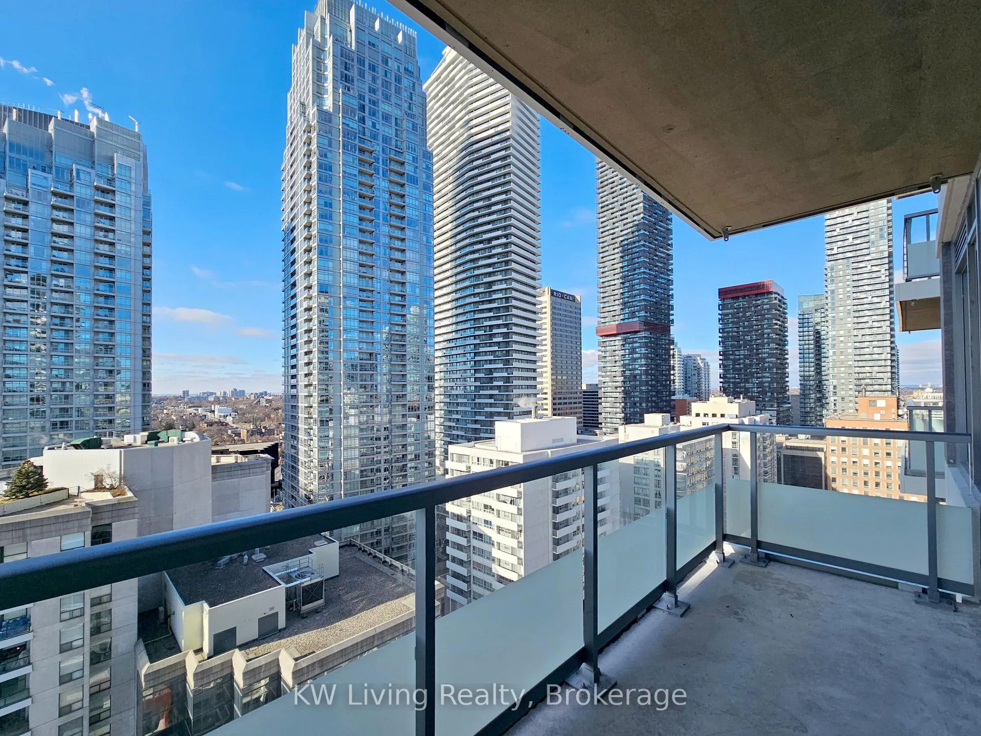 Photo 11 of Unit 2201, 25 Holly Street, Toronto, Mount Pleasant West — HOMEH