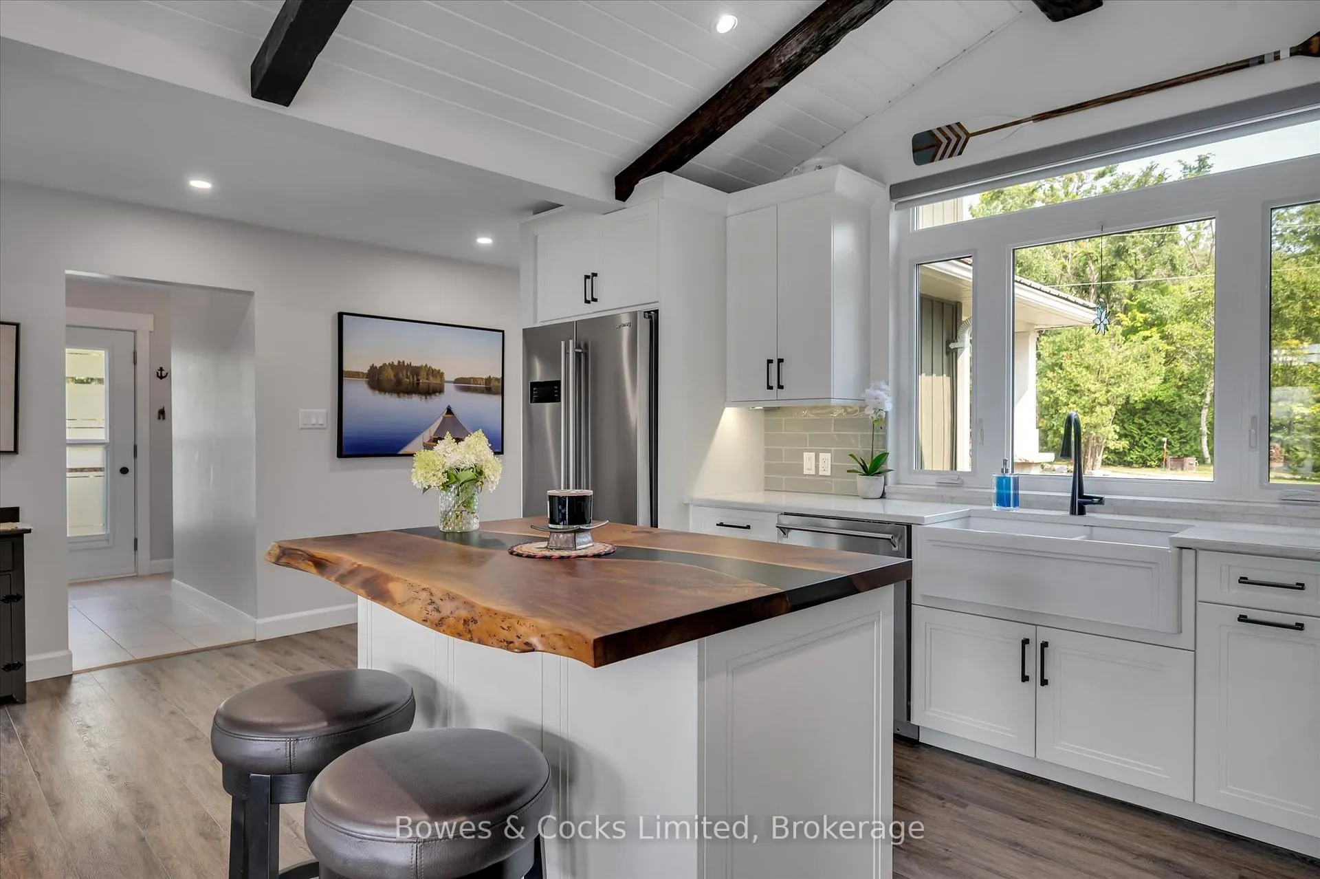 Photo 7 of 2151 Little Chipmunk Road, Douro-Dummer — HOMEH