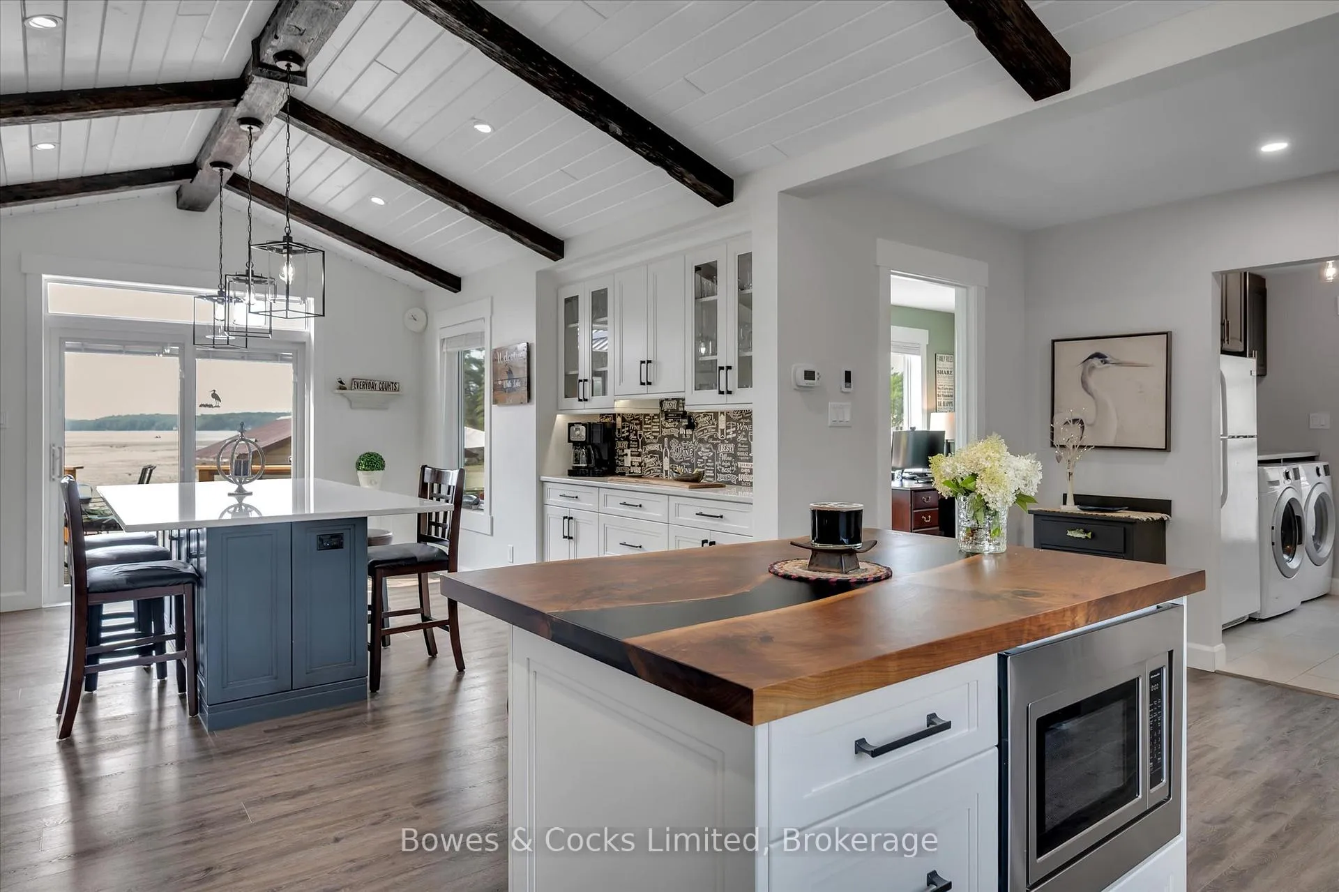 Photo 11 of 2151 Little Chipmunk Road, Douro-Dummer — HOMEH