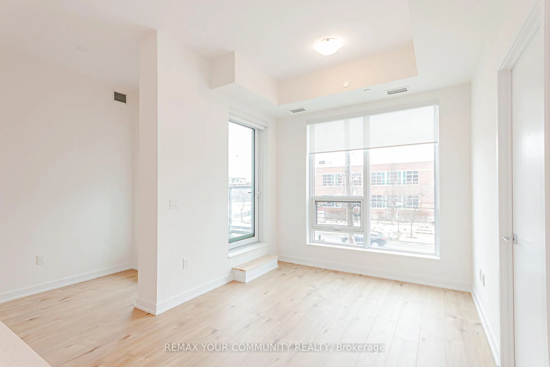 Photo 7 of Unit 208, 500 Plains Road E, Burlington, LaSalle — HOMEH