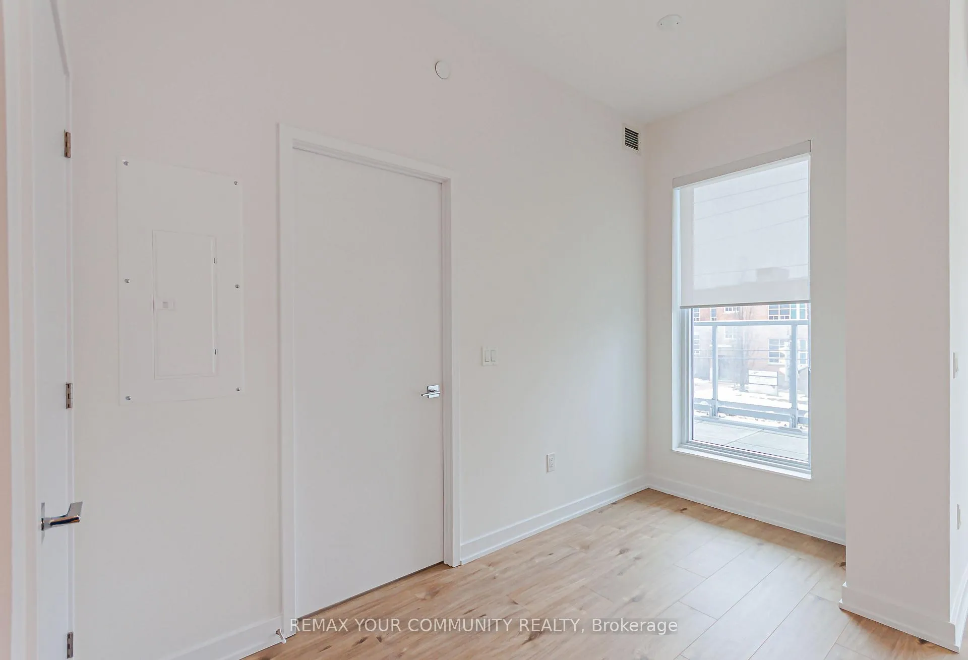 Photo 10 of Unit 208, 500 Plains Road E, Burlington, LaSalle — HOMEH
