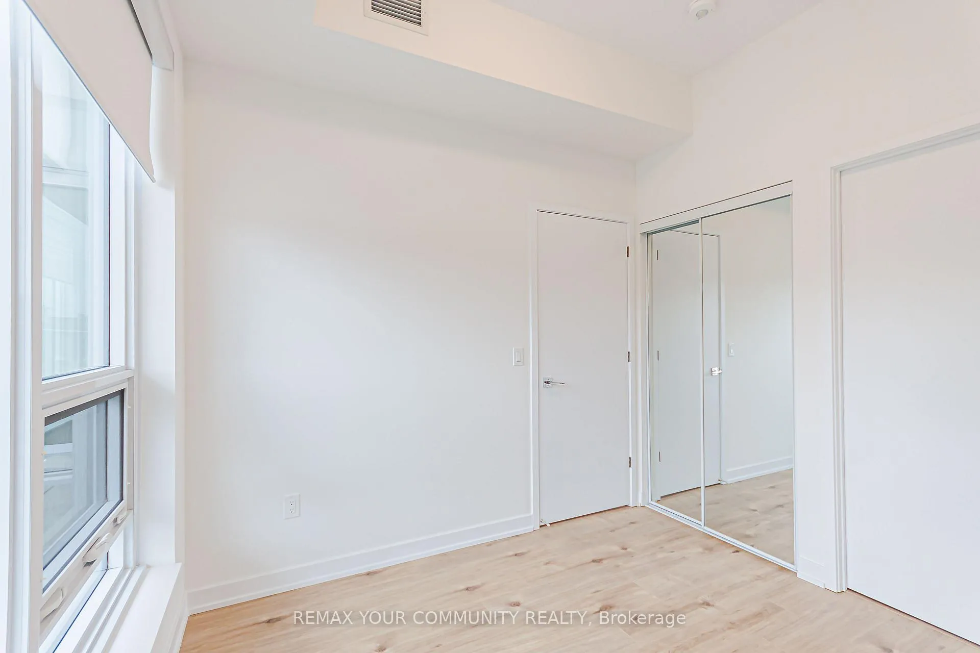 Photo 15 of Unit 208, 500 Plains Road E, Burlington, LaSalle — HOMEH