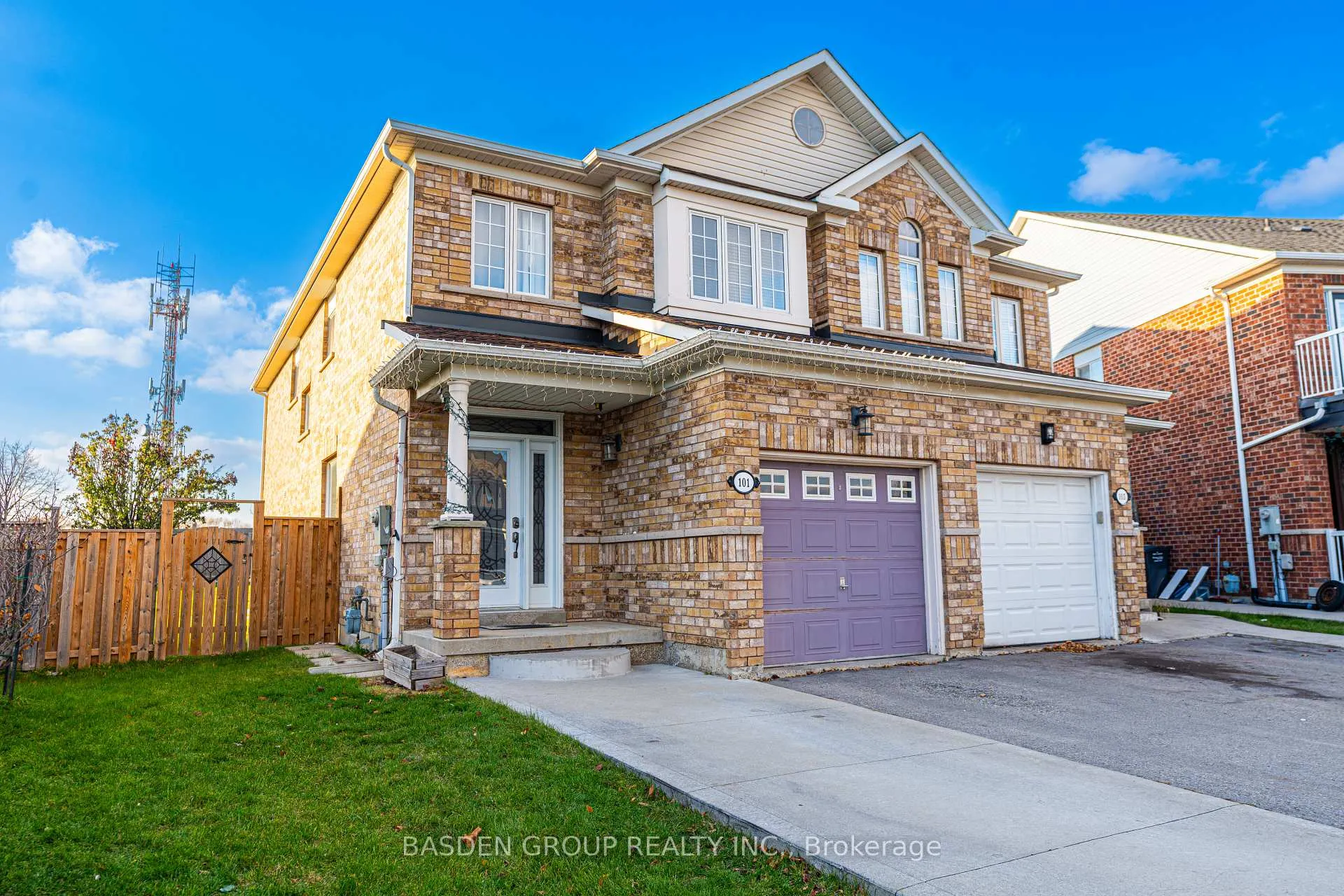 Photo 6 of 101 Eastview Gate, Brampton, Bram East — HOMEH