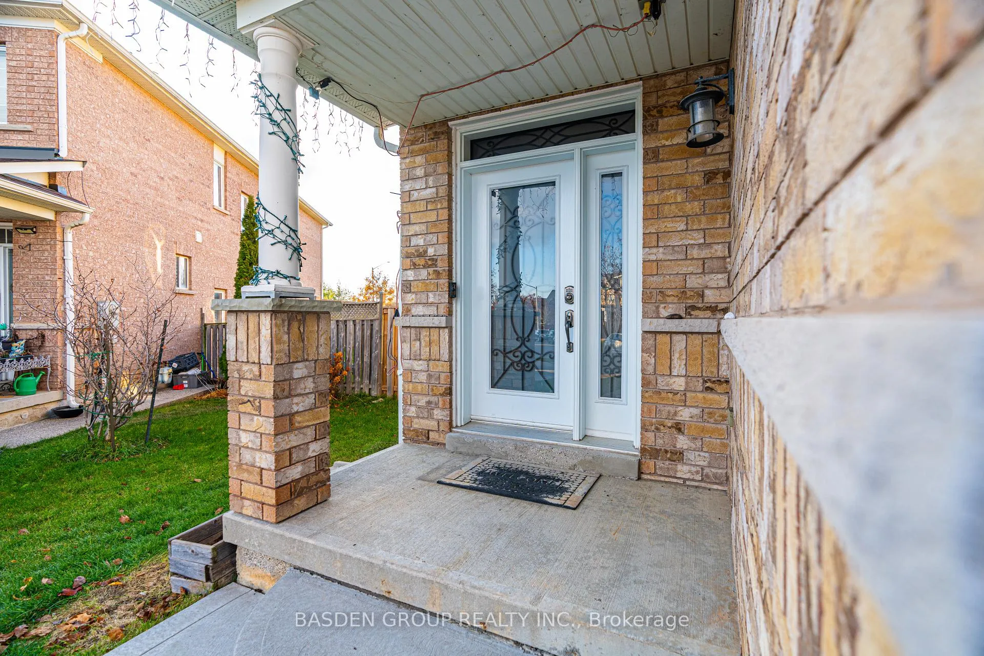 Photo 8 of 101 Eastview Gate, Brampton, Bram East — HOMEH
