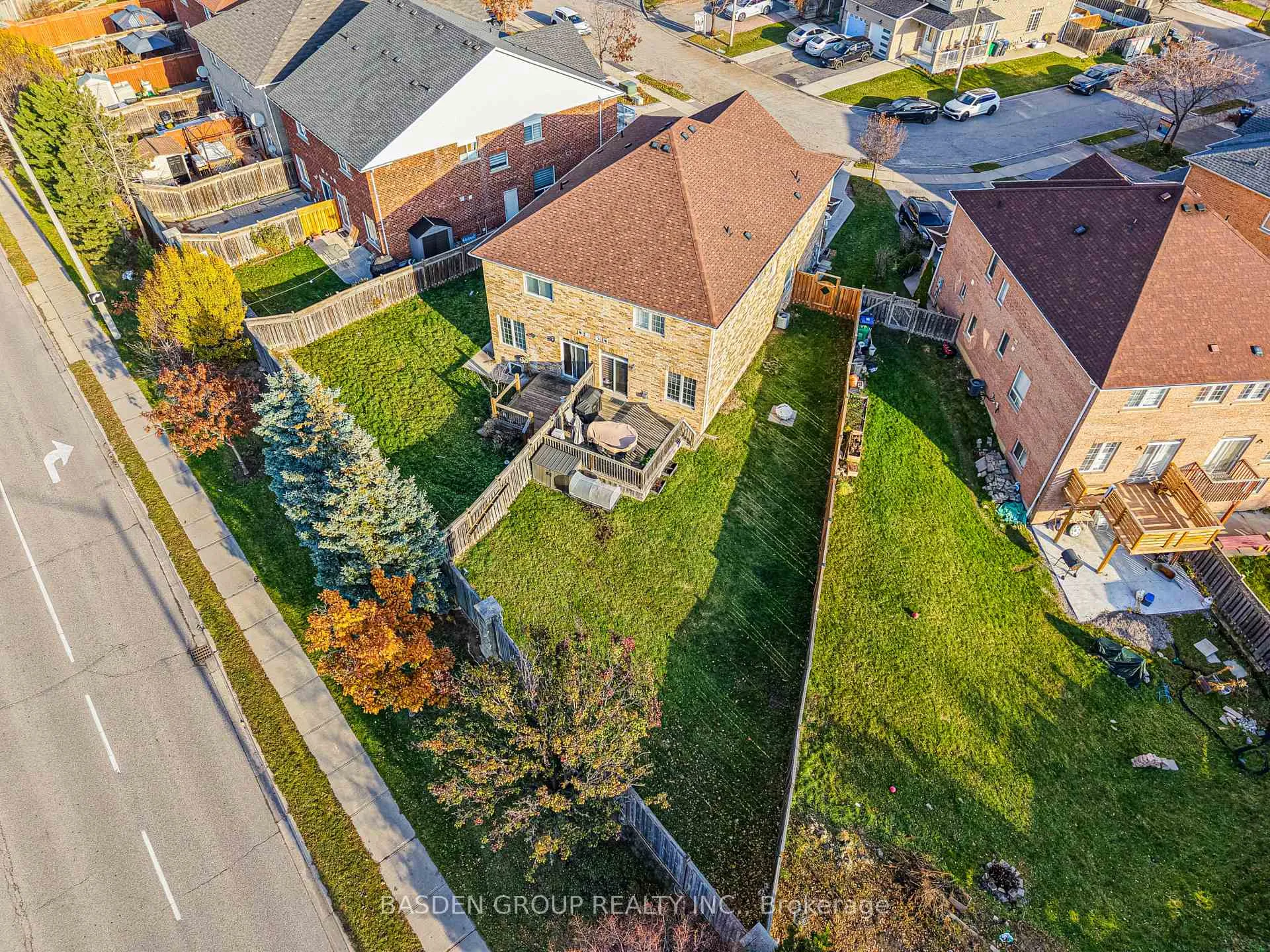 Photo 44 of 101 Eastview Gate, Brampton, Bram East — HOMEH