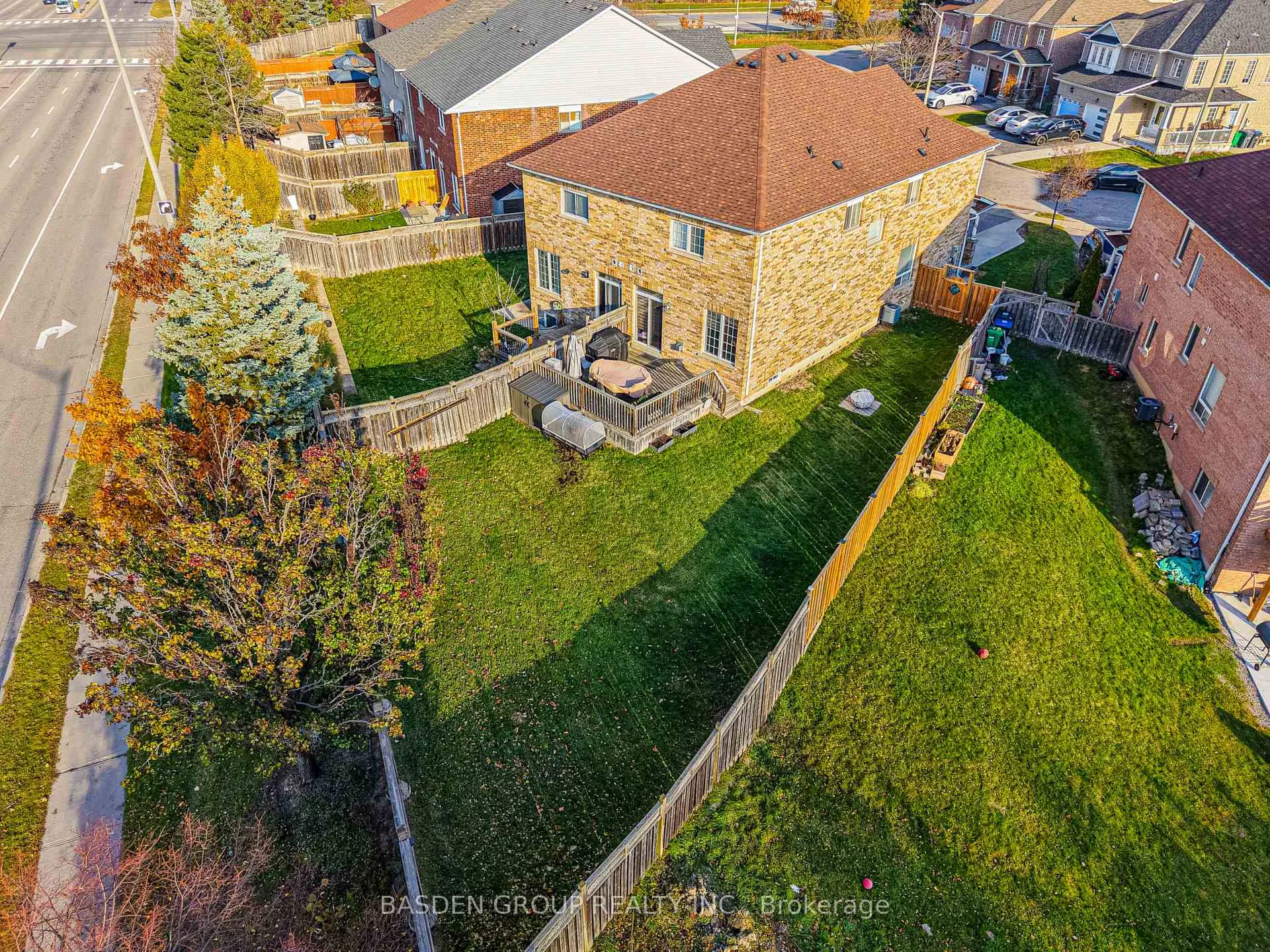 Photo 45 of 101 Eastview Gate, Brampton, Bram East — HOMEH