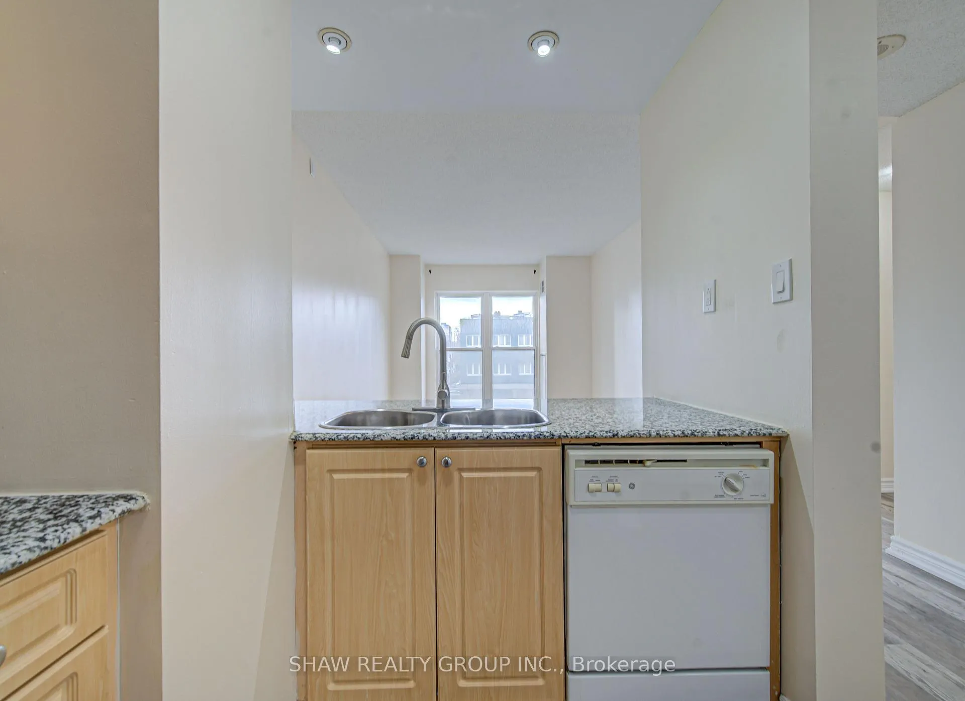 Photo 16 of Unit 307, 135 James Street, Hamilton, Corktown — HOMEH