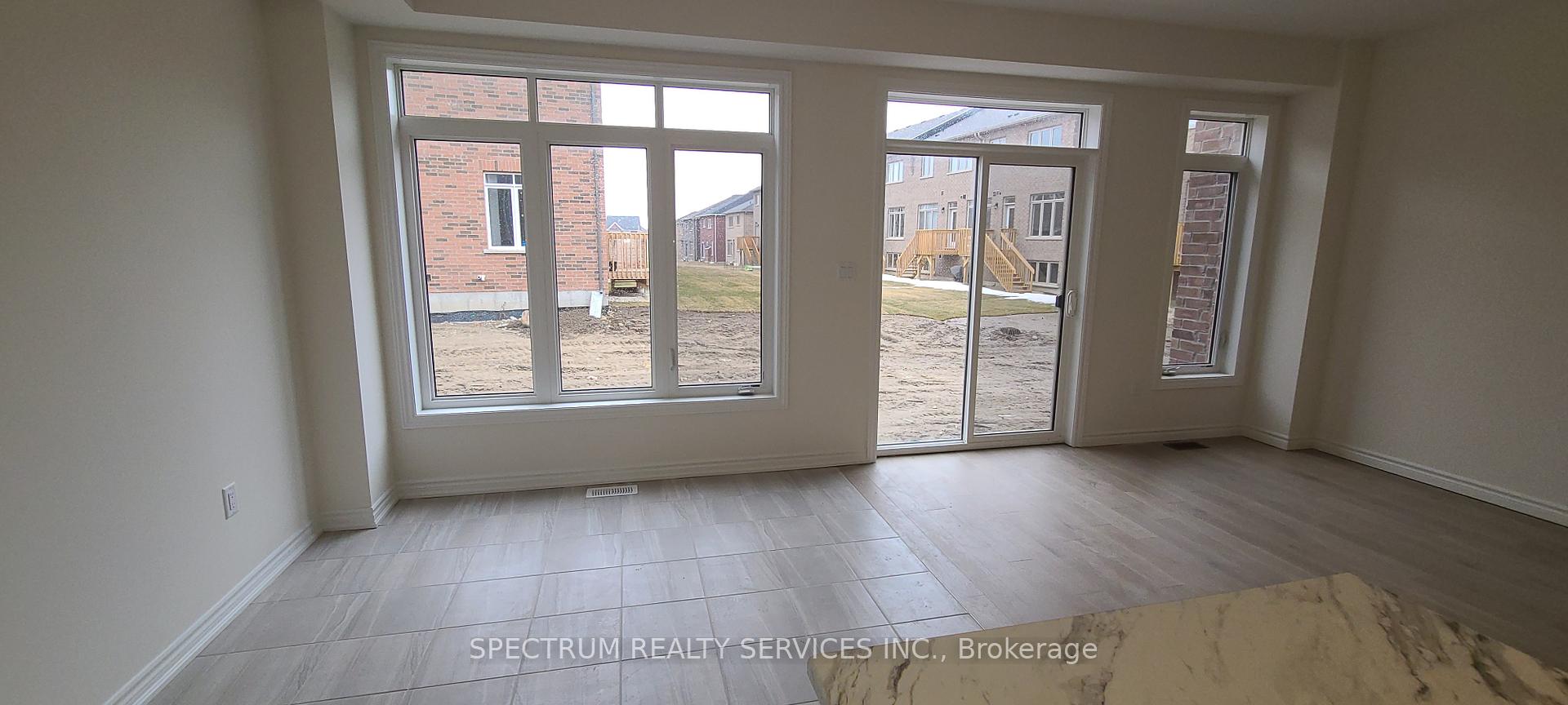 Photo 8 of 2233 Grainger Loop, Innisfil, Alcona — HOMEH
