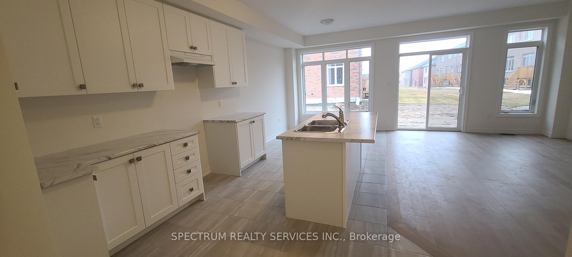 Photo 10 of 2233 Grainger Loop, Innisfil, Alcona — HOMEH