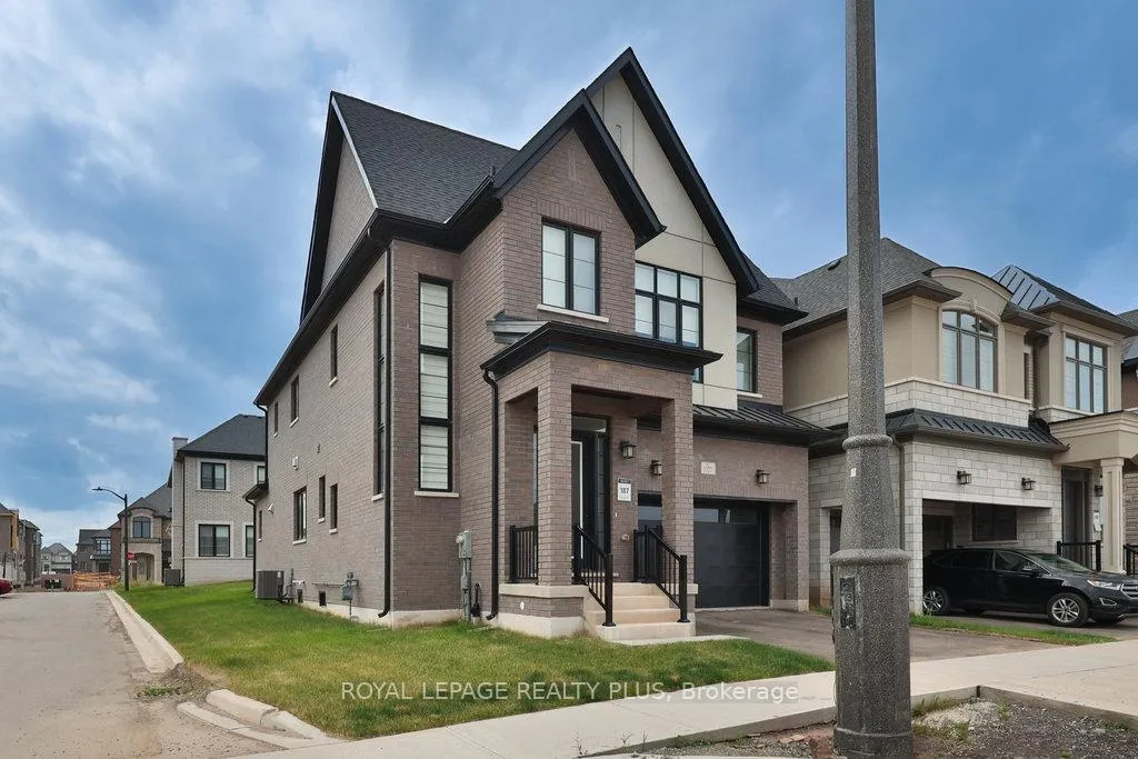 Front of 1327 Wheat Boom Drive