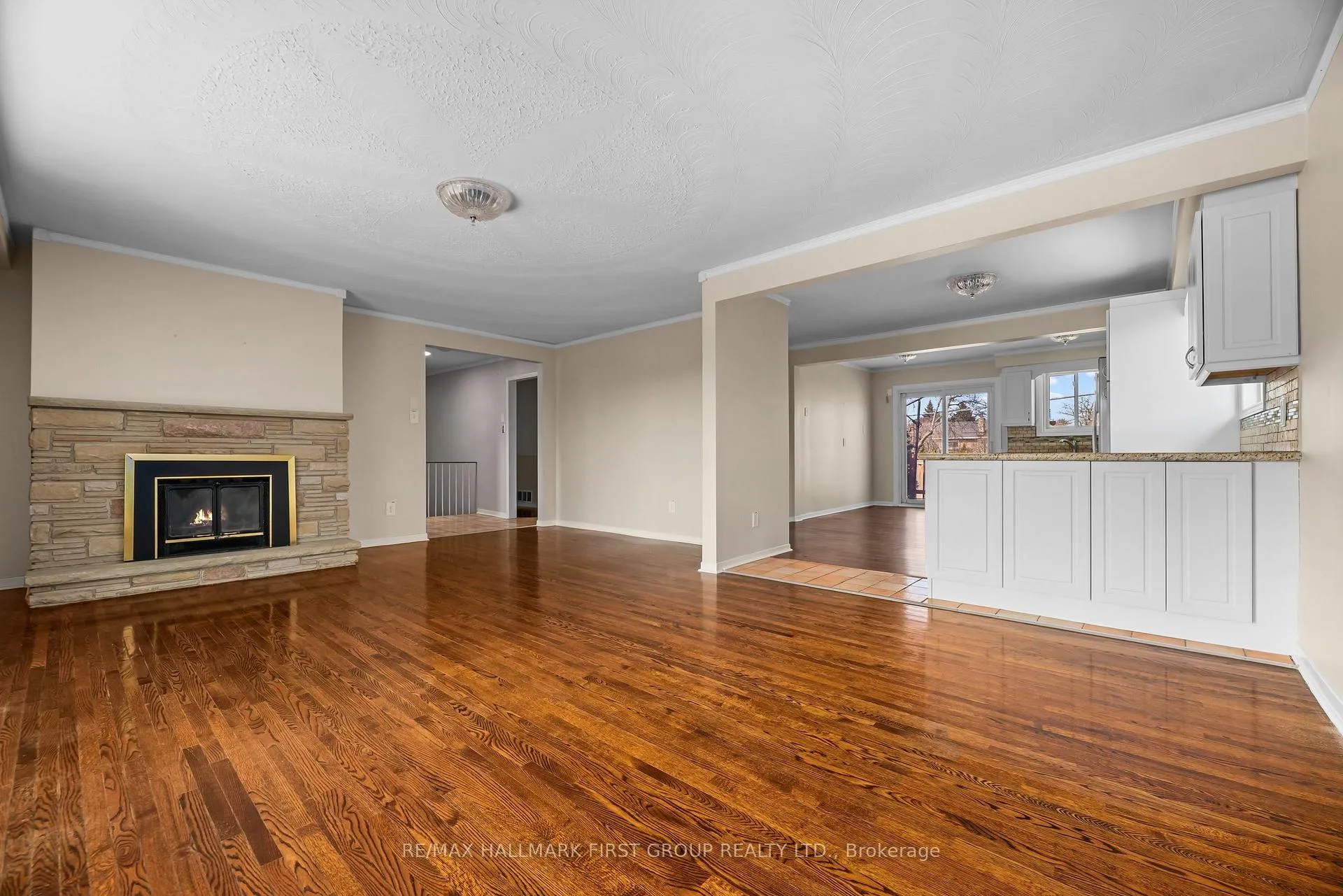 Photo 10 of 1456 Parkham Crescent, Pickering, Bay Ridges — HOMEH
