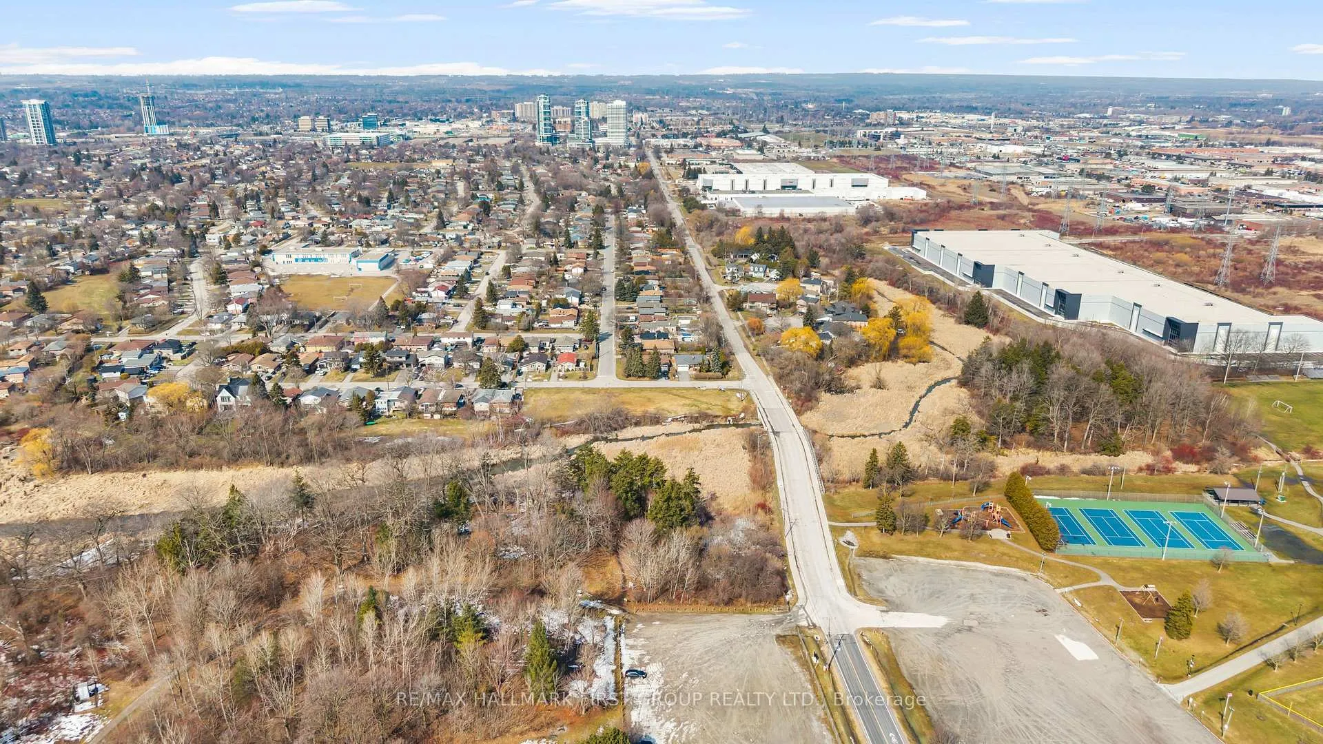 Photo 42 of 1456 Parkham Crescent, Pickering, Bay Ridges — HOMEH