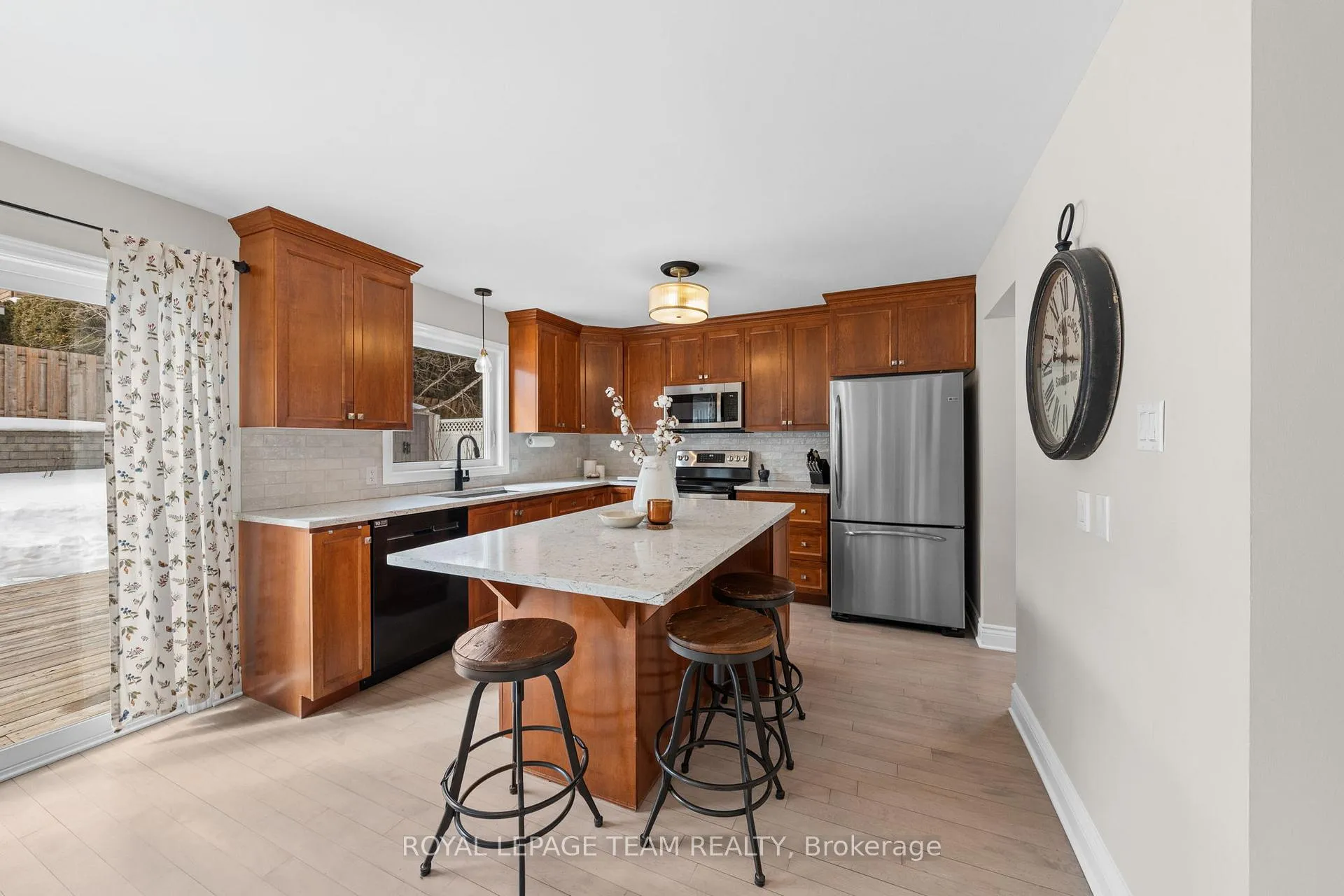 Photo 12 of 229 Walden Drive, Ottawa, Kanata - Kanata Lakes/Heritage Hills — HOMEH