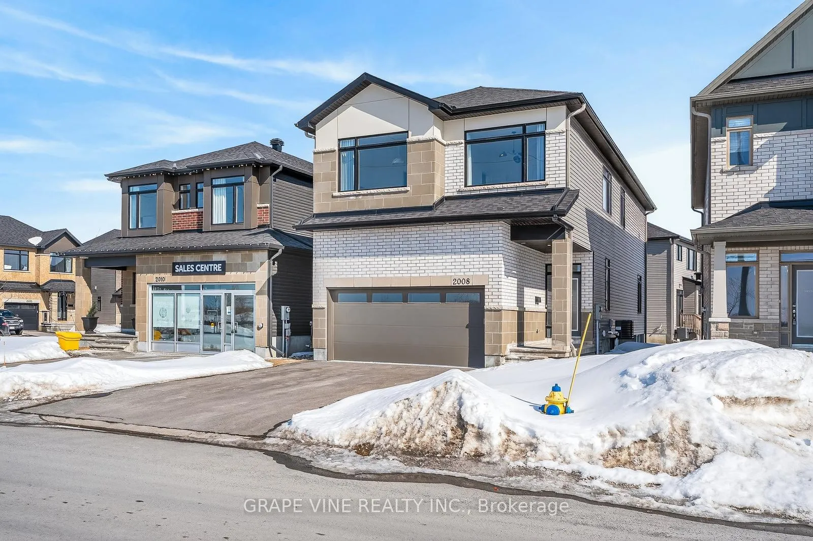 Photo 2 of 2008 Allegrini Terrace, Ottawa, Kanata - Emerald Meadows/Trailwest — HOMEH