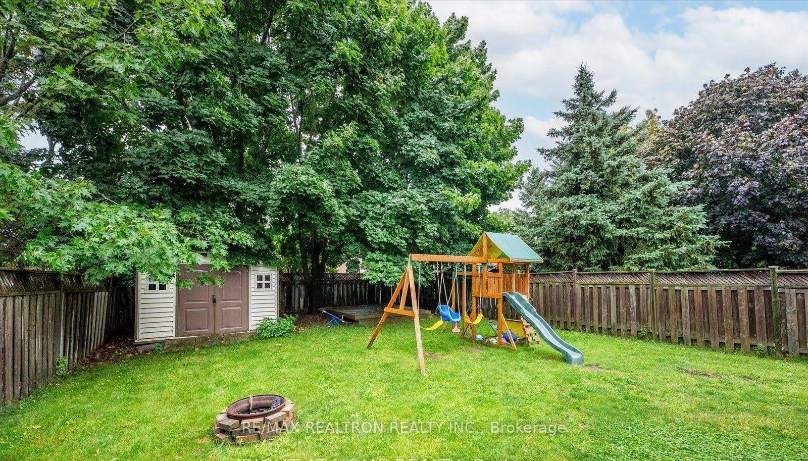 Photo 11 of 31 Natanya Boulevard, Georgina, Keswick North — HOMEH