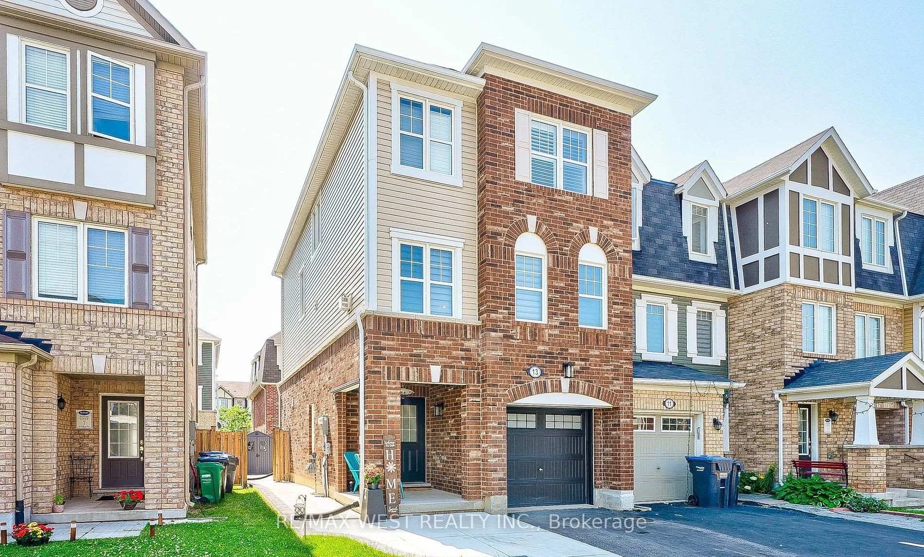 Photo 42 of 13 Midhope Way, Brampton, Fletcher's West — HOMEH